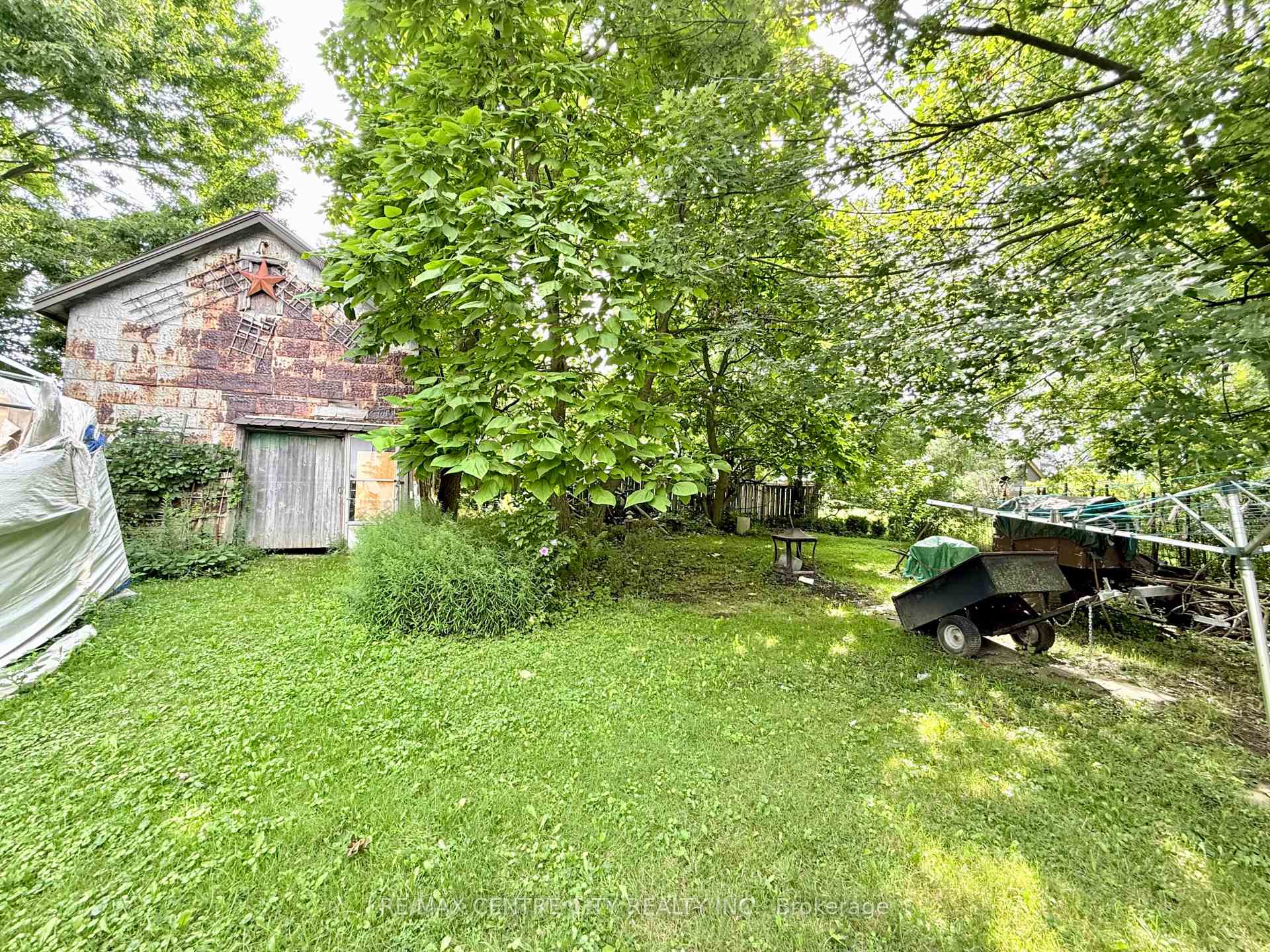 Photo 6 of 240 King Street, Lucan Biddulph, Granton — HOMEH