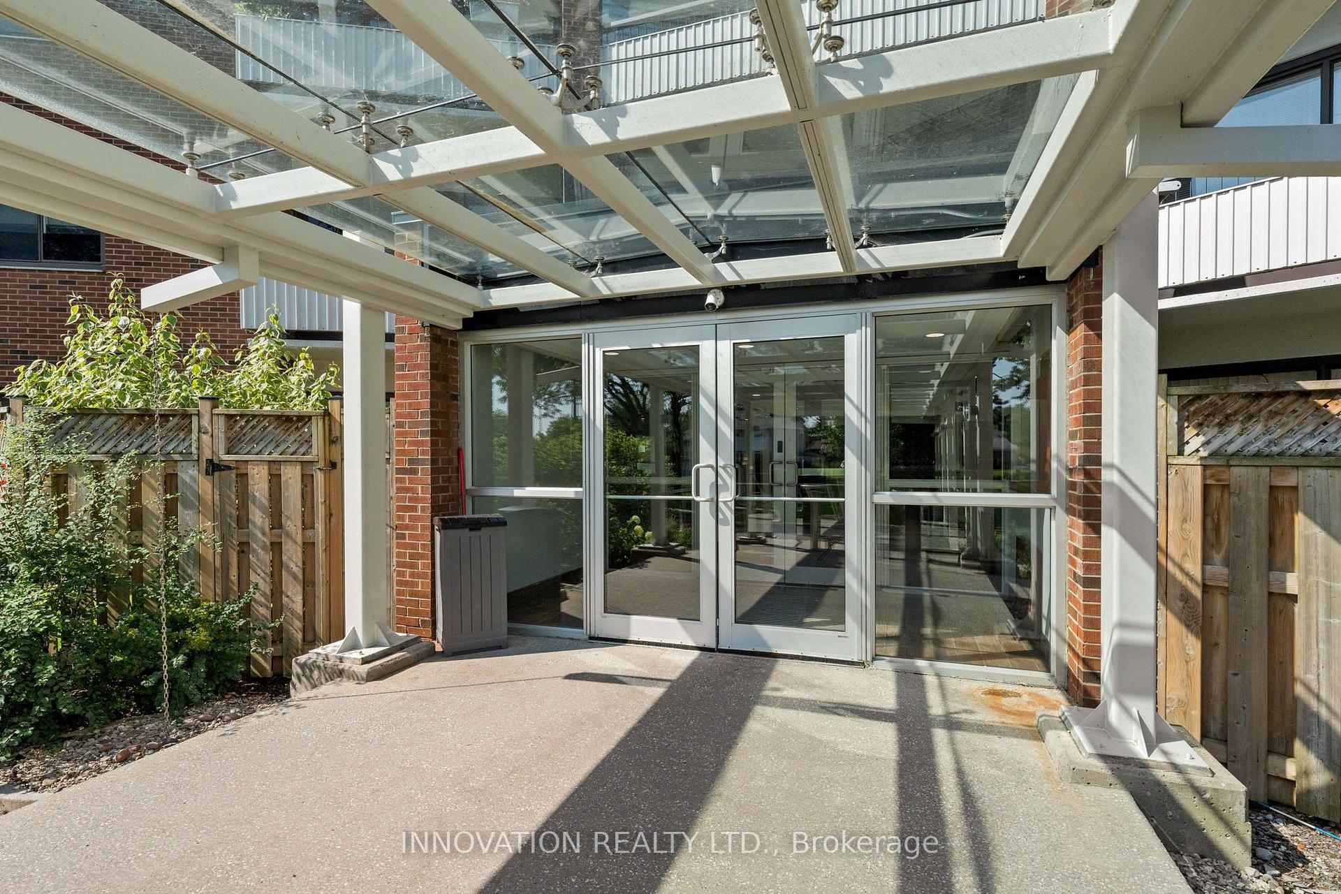 Photo 3 of Unit 1214, 20 Chesterton Drive, Ottawa, Borden Farm/Stewart Farm/Carleton Heights/Parkwood Hills — HOMEH