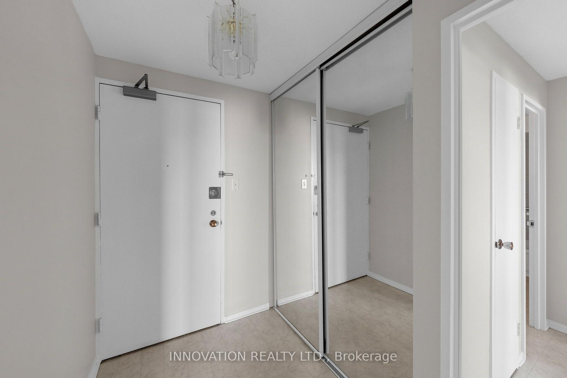 Photo 8 of Unit 1214, 20 Chesterton Drive, Ottawa, Borden Farm/Stewart Farm/Carleton Heights/Parkwood Hills — HOMEH