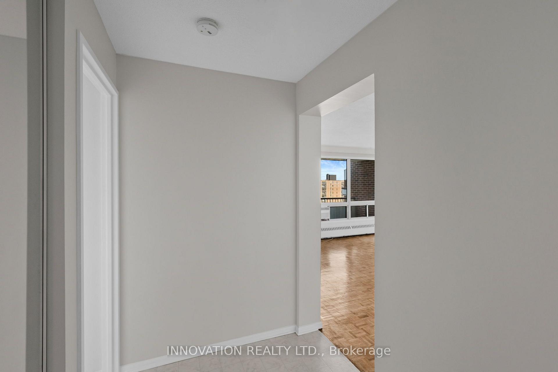 Photo 9 of Unit 1214, 20 Chesterton Drive, Ottawa, Borden Farm/Stewart Farm/Carleton Heights/Parkwood Hills — HOMEH