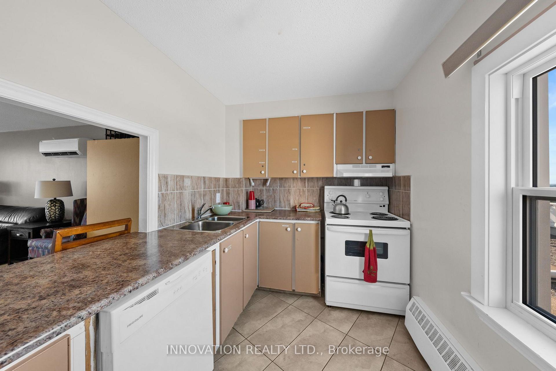 Photo 33 of Unit 1214, 20 Chesterton Drive, Ottawa, Borden Farm/Stewart Farm/Carleton Heights/Parkwood Hills — HOMEH