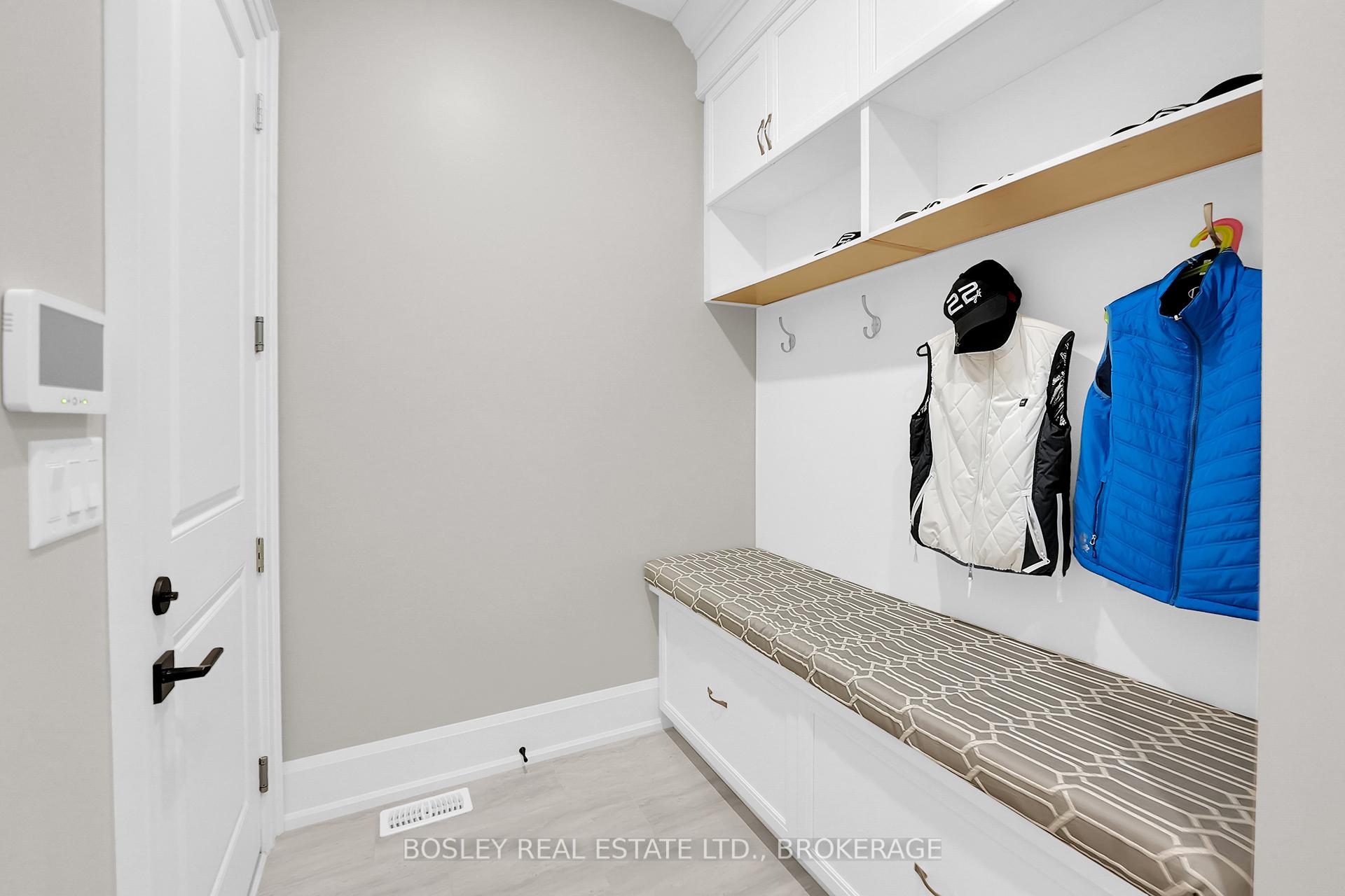 Photo 24 of 94 Terrence Park Drive, Hamilton, Ancaster — HOMEH