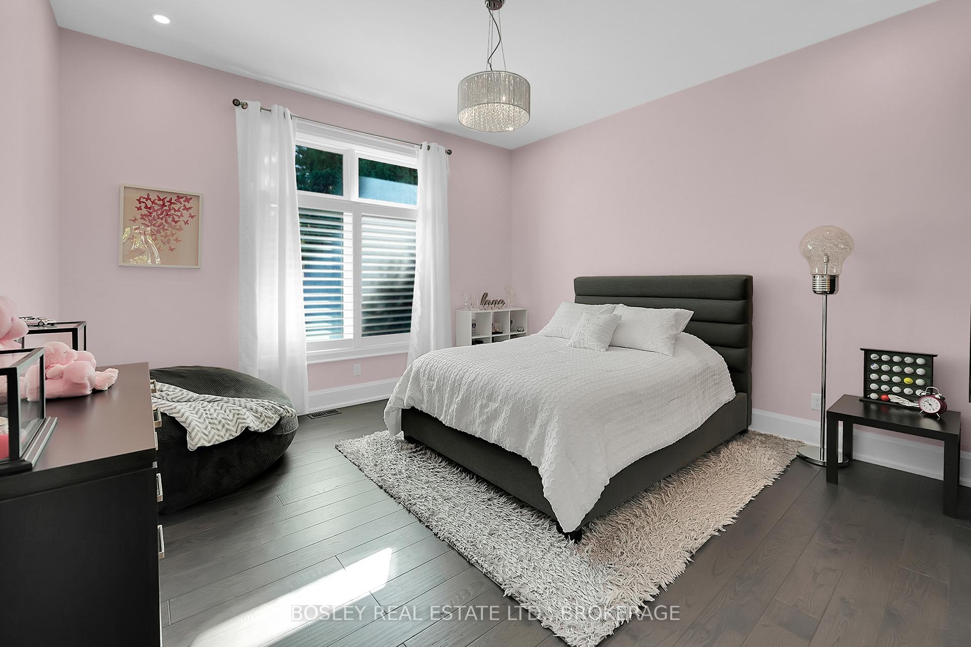 Photo 32 of 94 Terrence Park Drive, Hamilton, Ancaster — HOMEH