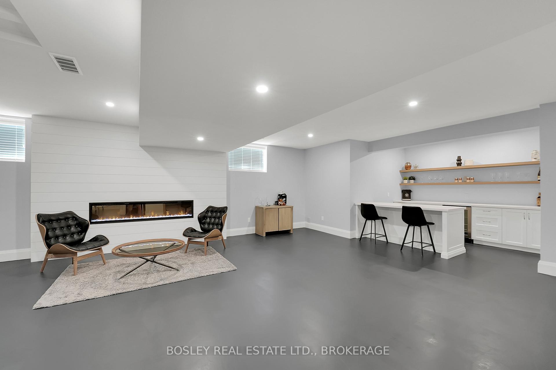 Photo 38 of 94 Terrence Park Drive, Hamilton, Ancaster — HOMEH