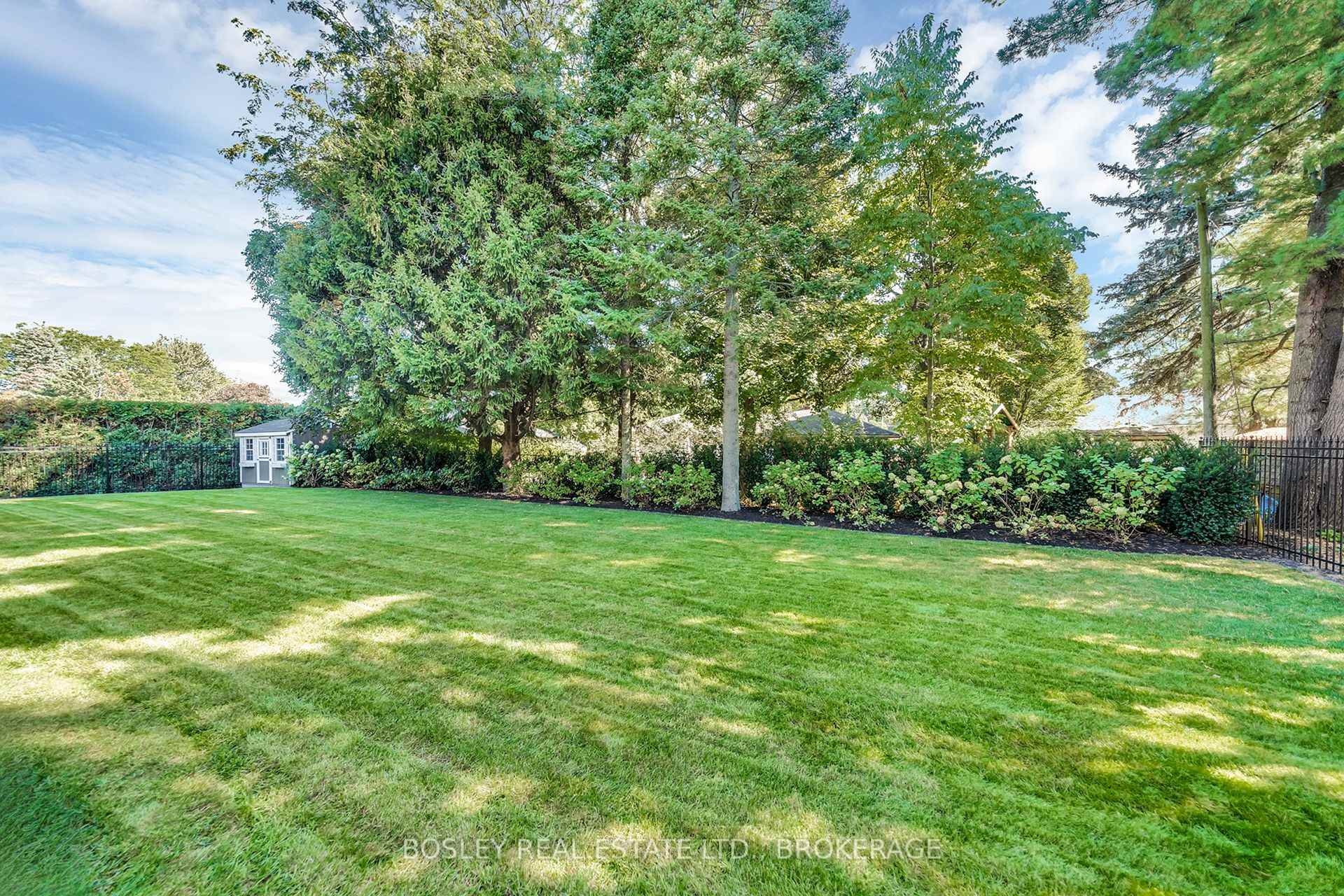 Photo 45 of 94 Terrence Park Drive, Hamilton, Ancaster — HOMEH