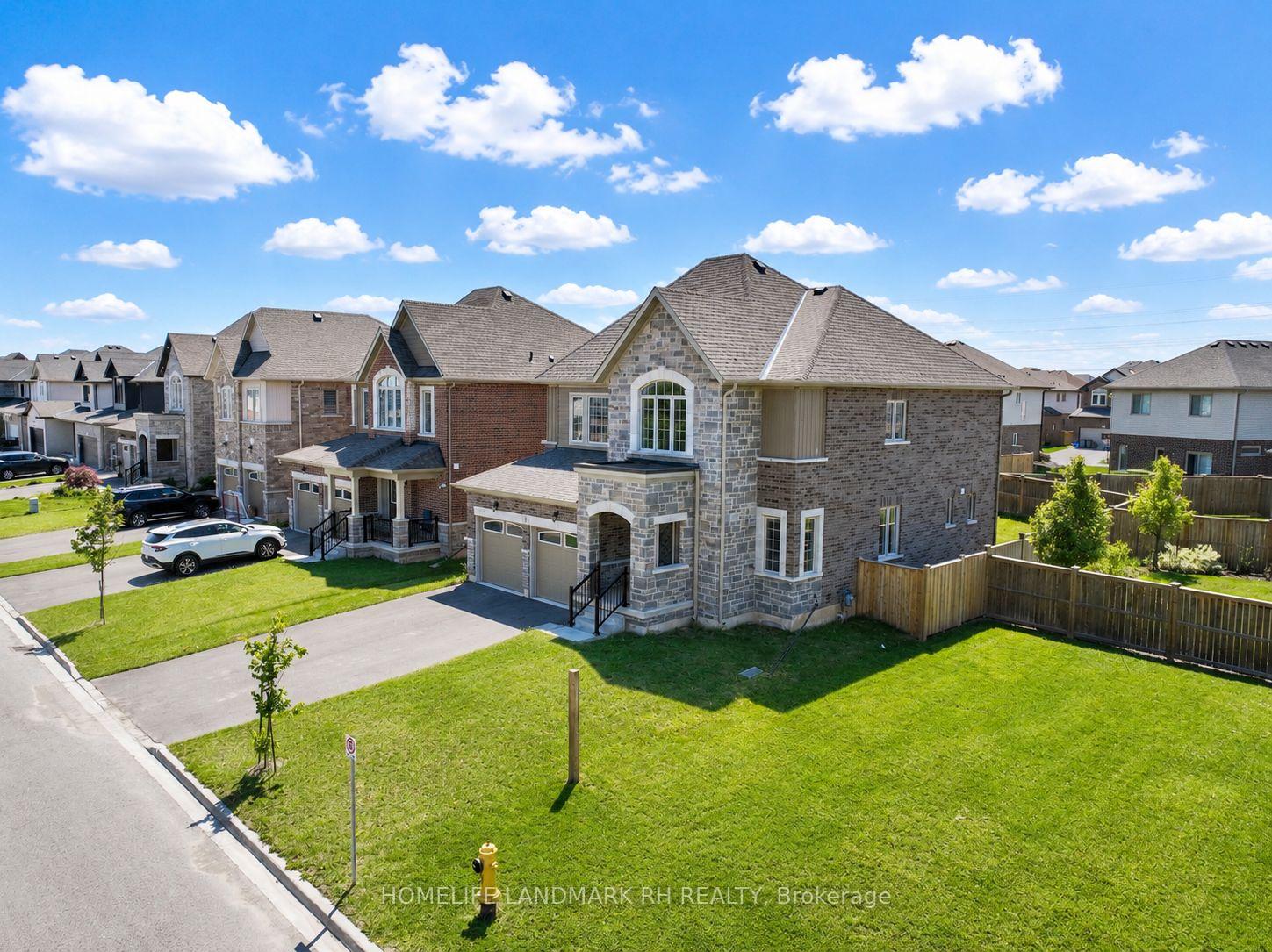 Photo 3 of 9 Homestead Way, Thorold, Rolling Meadows — HOMEH