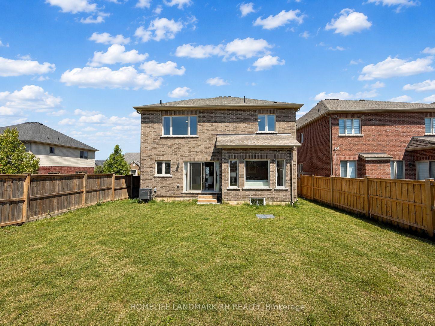 Photo 30 of 9 Homestead Way, Thorold, Rolling Meadows — HOMEH