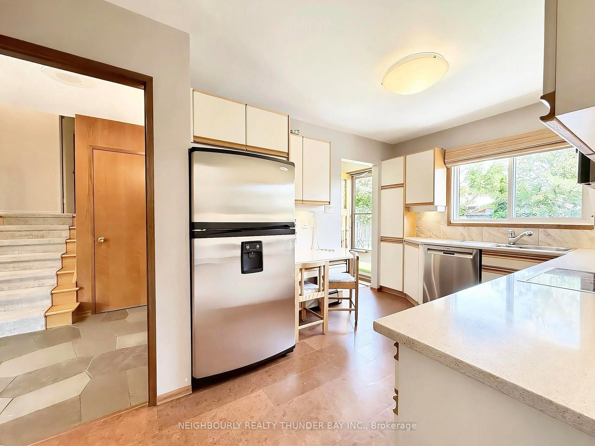 Photo 7 of 204 Anten Street, Thunder Bay, River Terrace — HOMEH