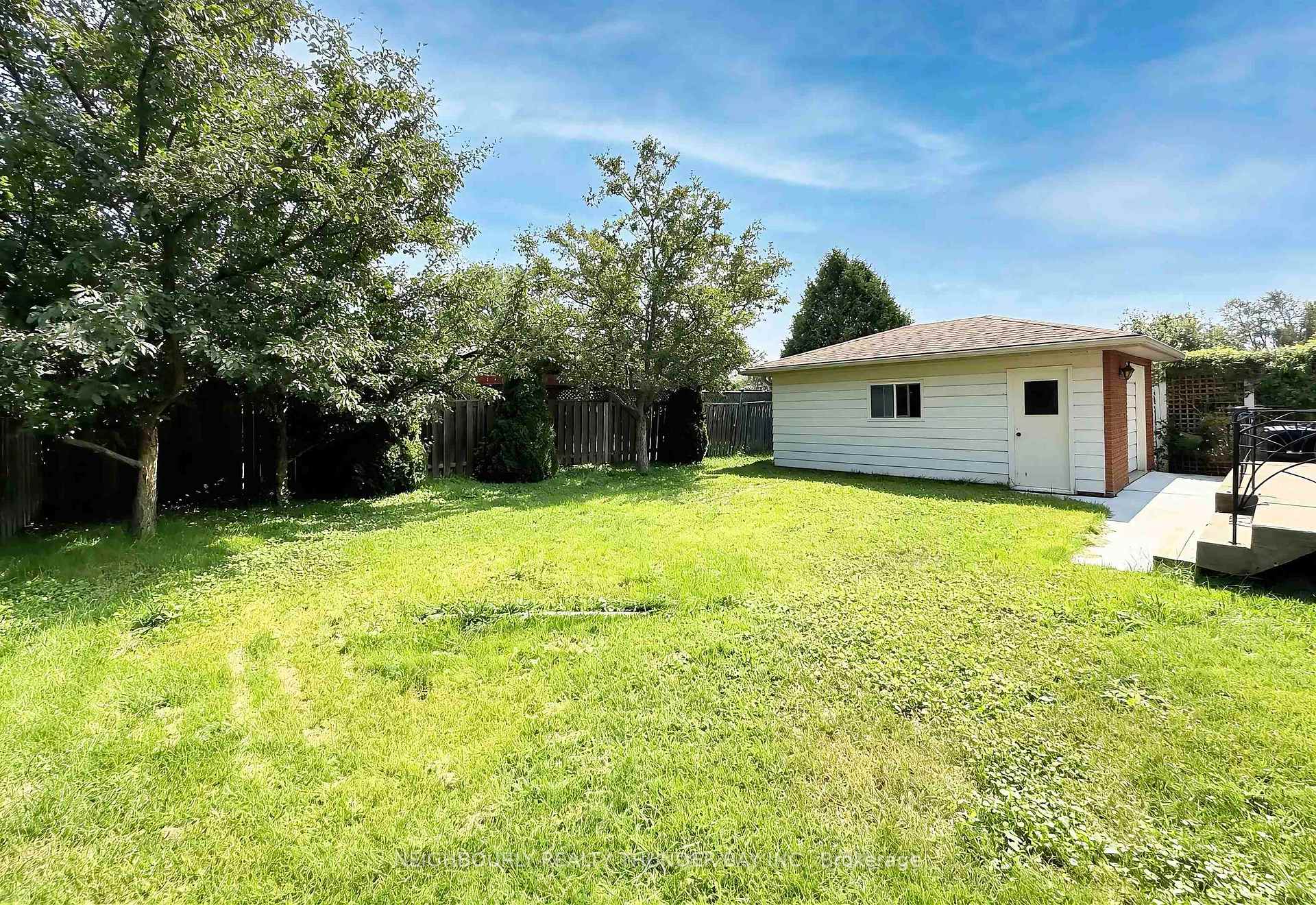 Photo 26 of 204 Anten Street, Thunder Bay, River Terrace — HOMEH