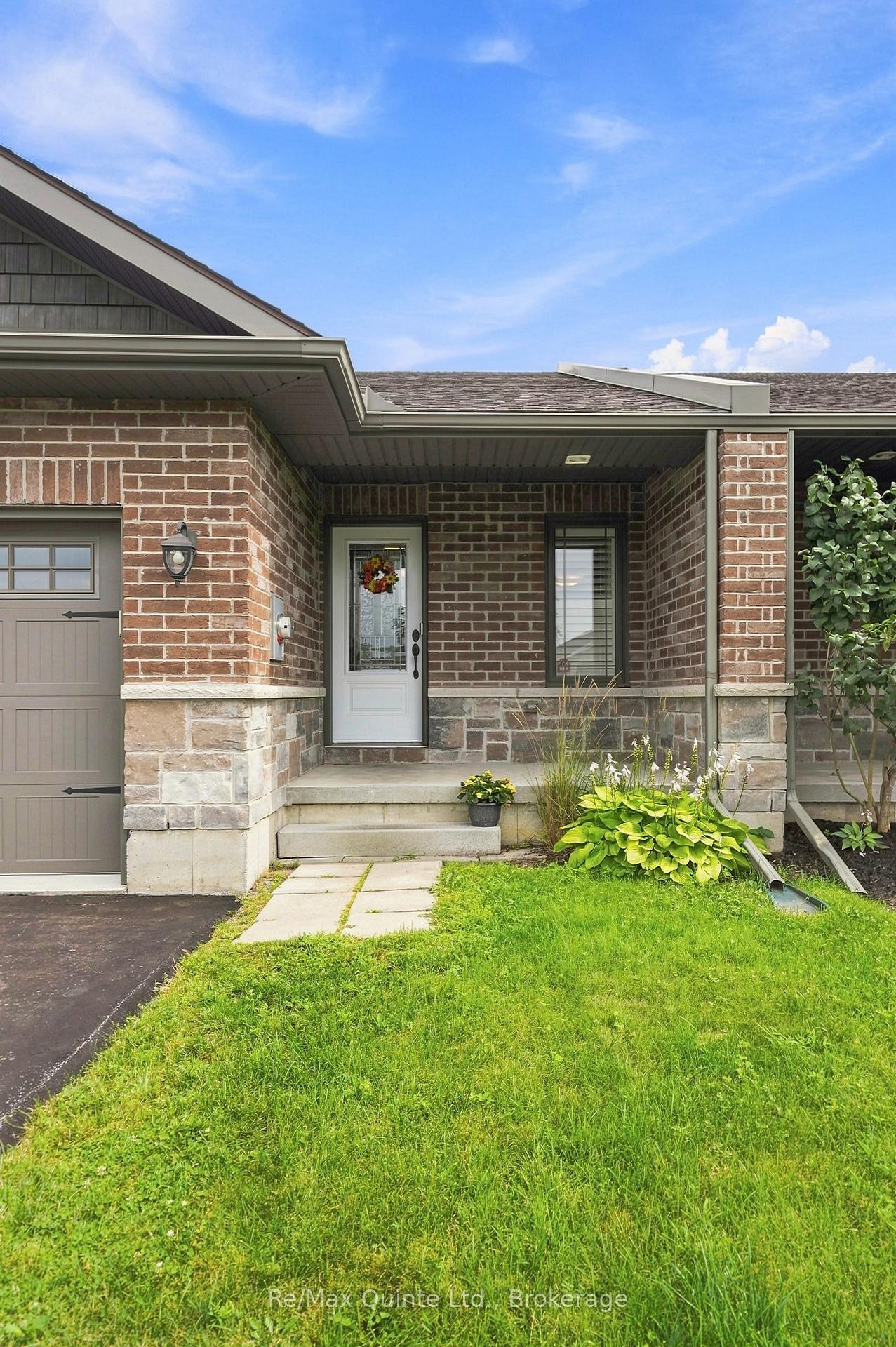 Photo 5 of 53 Aspen Drive, Quinte West, Murray Ward — HOMEH