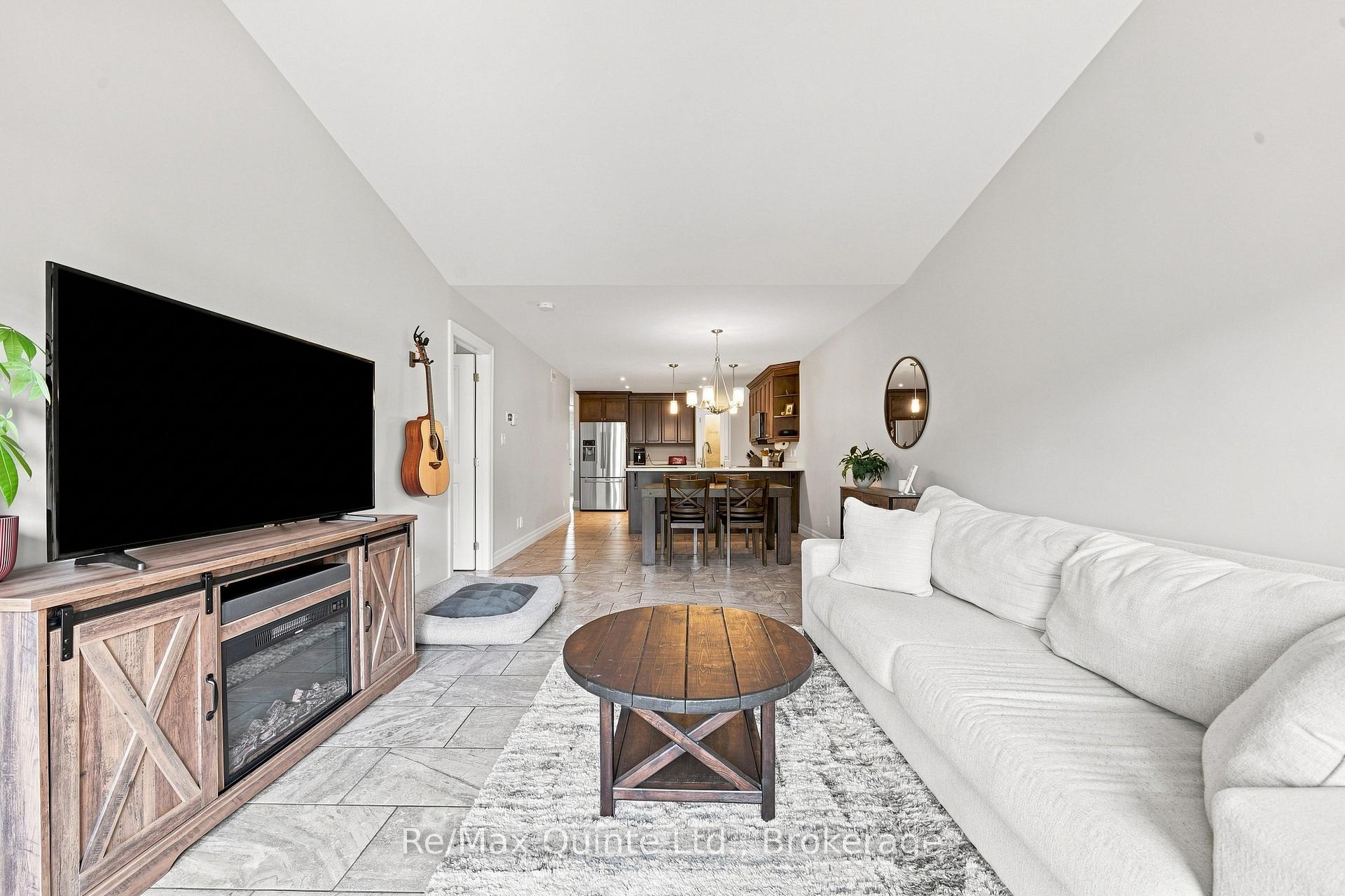 Photo 19 of 53 Aspen Drive, Quinte West, Murray Ward — HOMEH