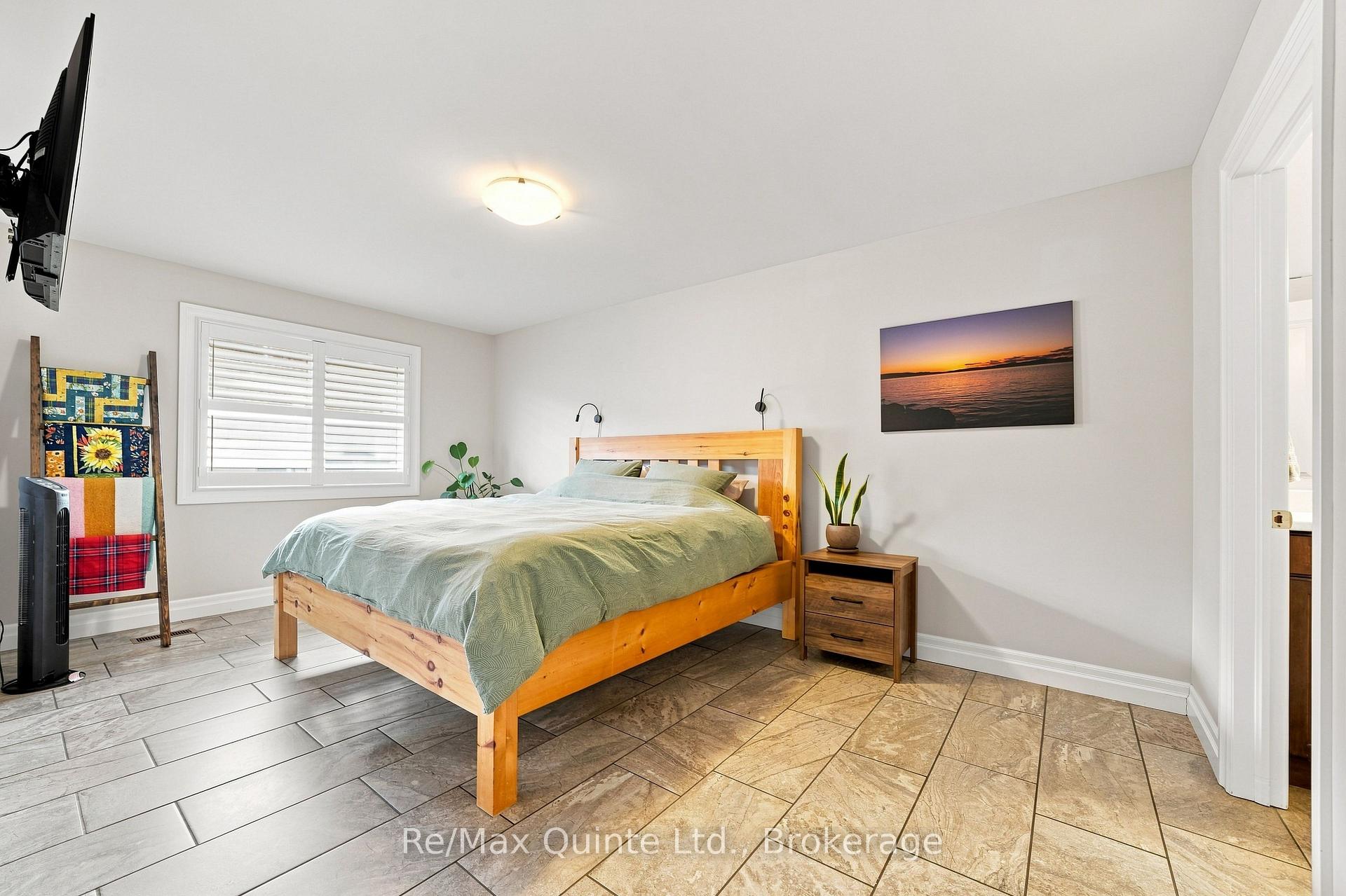 Photo 20 of 53 Aspen Drive, Quinte West, Murray Ward — HOMEH