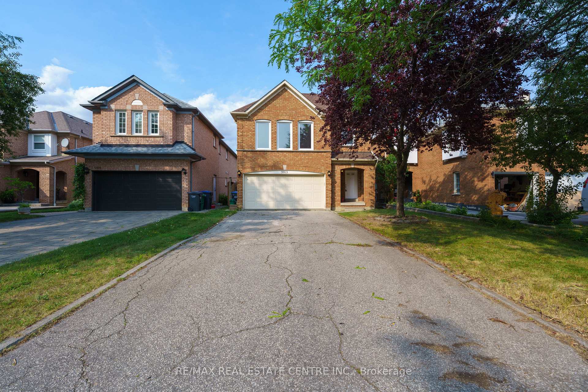 Front of 5915 Hemingway Road