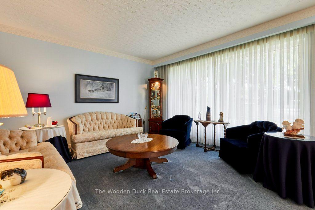 Photo 25 of 926 Walton Boulevard, Whitby, Williamsburg — HOMEH