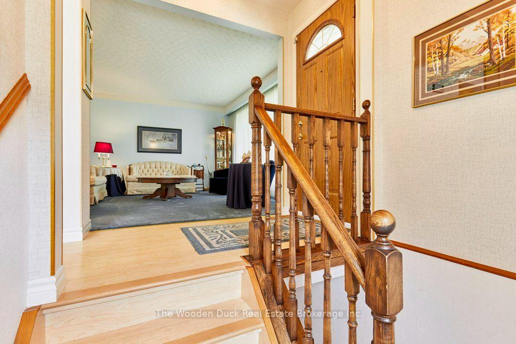 Photo 32 of 926 Walton Boulevard, Whitby, Williamsburg — HOMEH