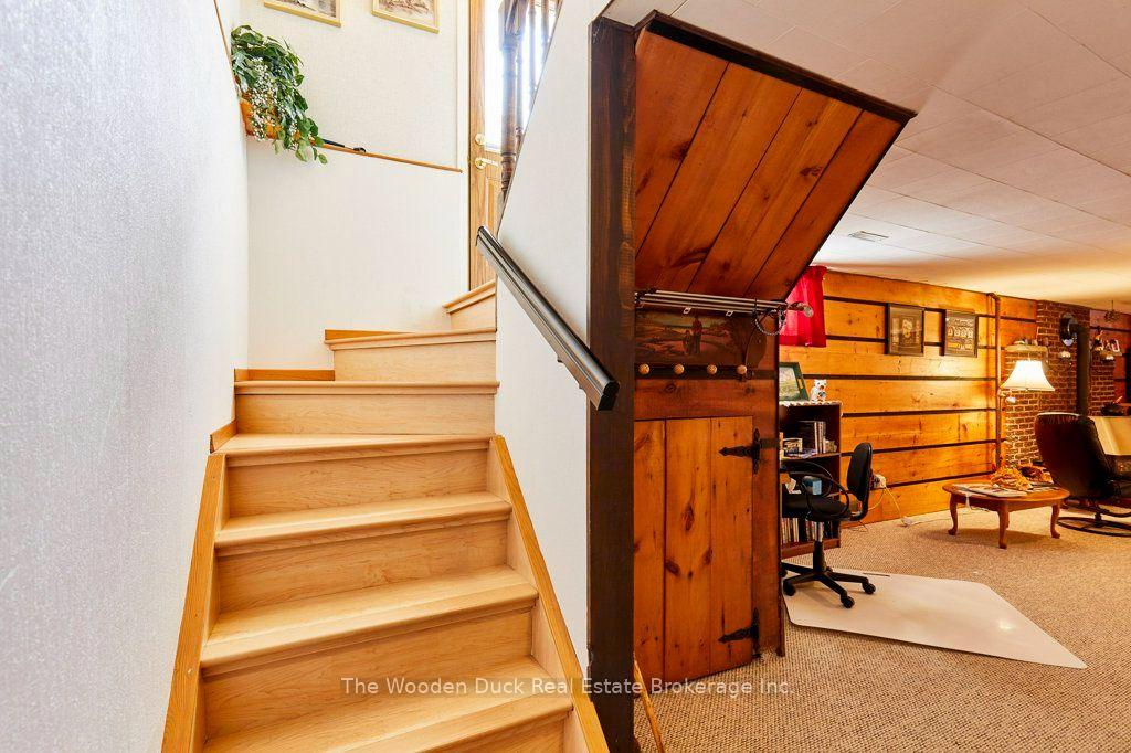 Photo 33 of 926 Walton Boulevard, Whitby, Williamsburg — HOMEH