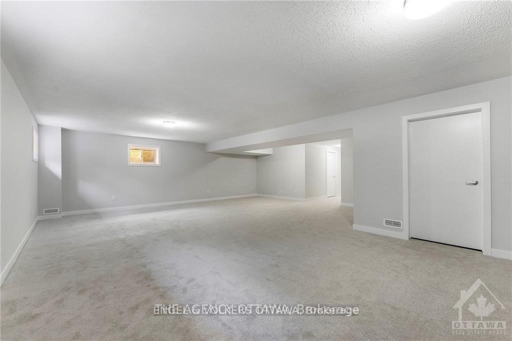 Photo 22 of 89 Hackamore Crescent, Ottawa, Goulbourn Twp From Franktown Rd/South To Rideau — HOMEH