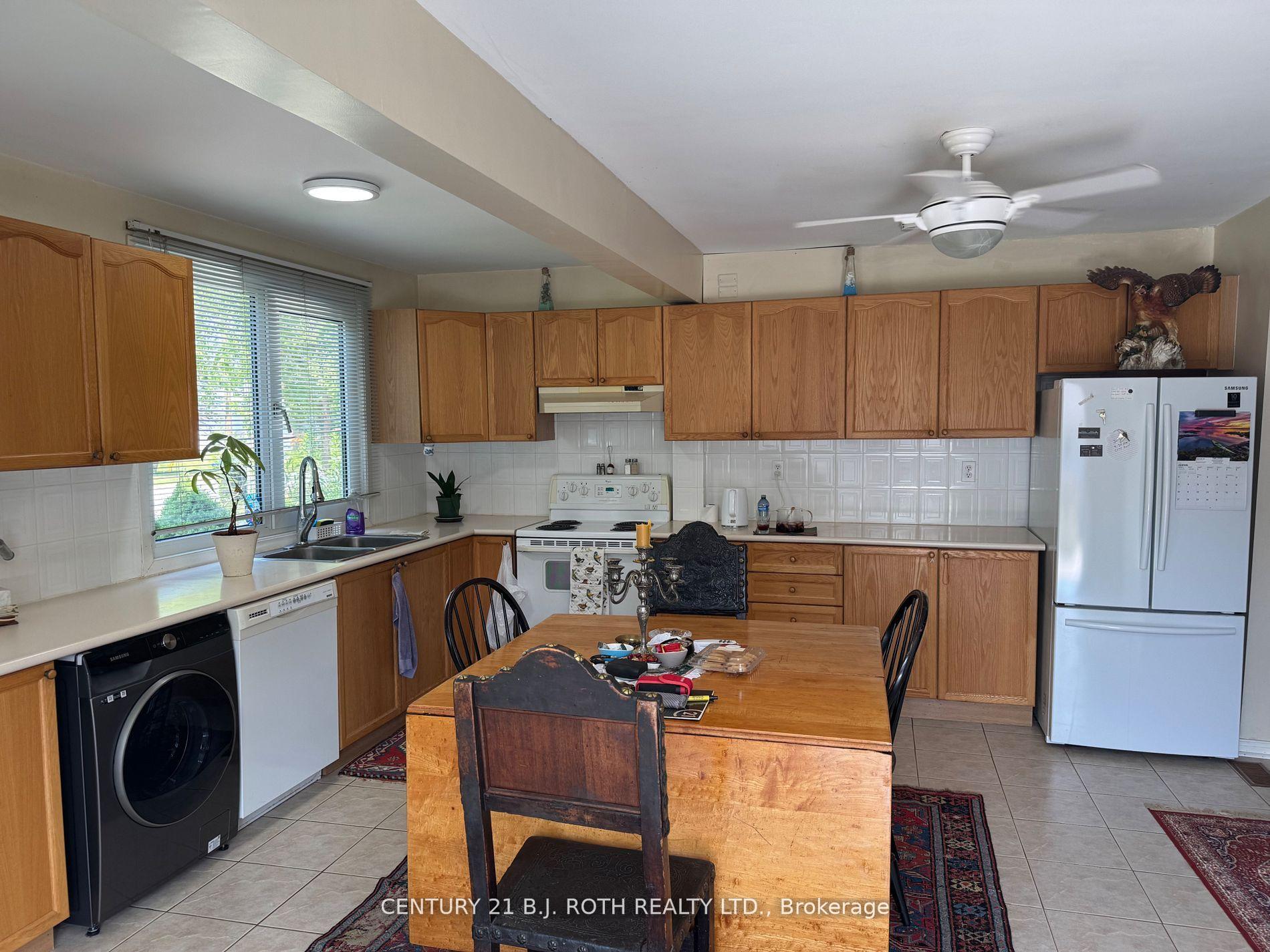 Photo 5 of 2745 Lone Birch Trail, Ramara, Rural Ramara — HOMEH