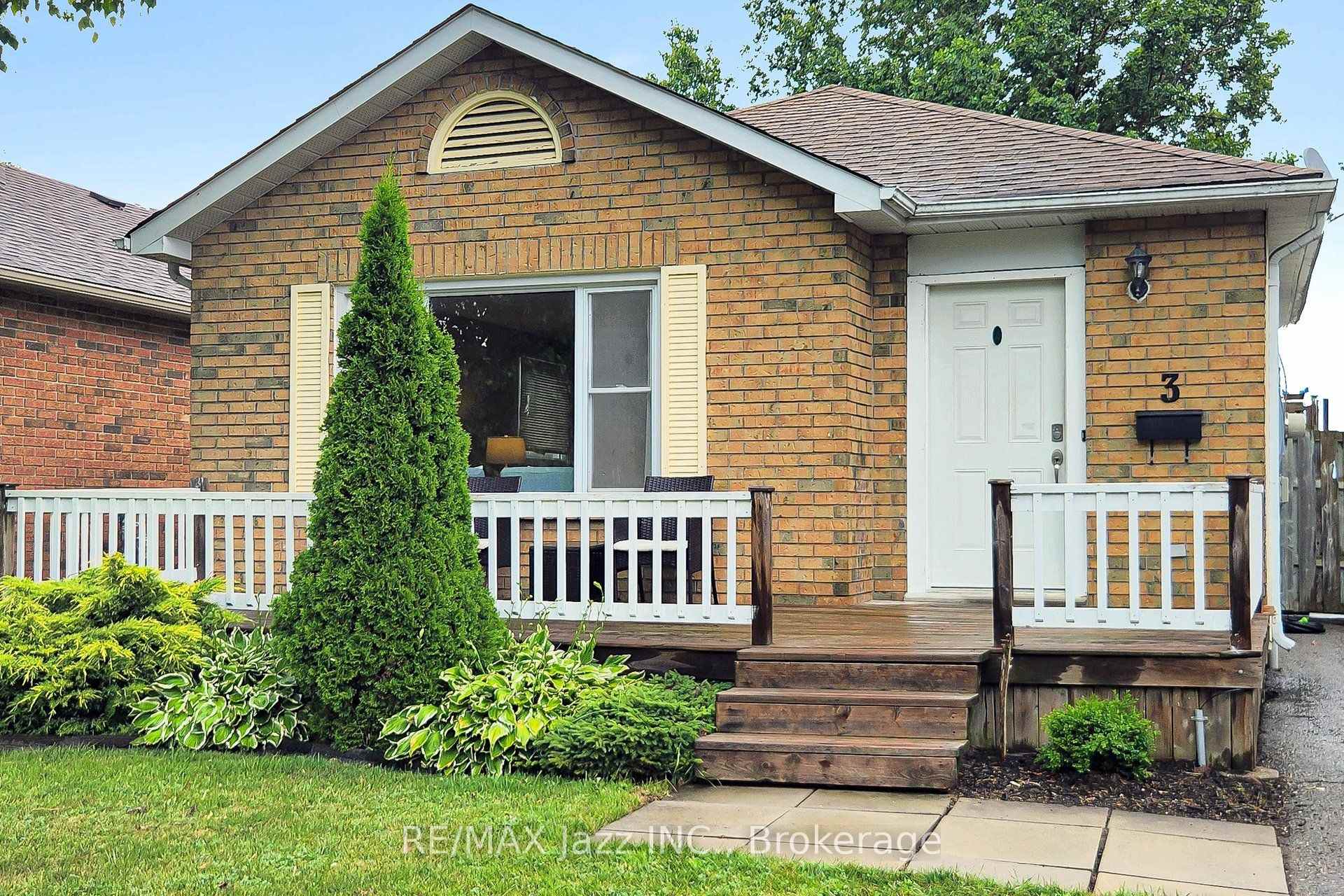 Photo 3 of 3 Pochon Avenue, Port Hope — HOMEH