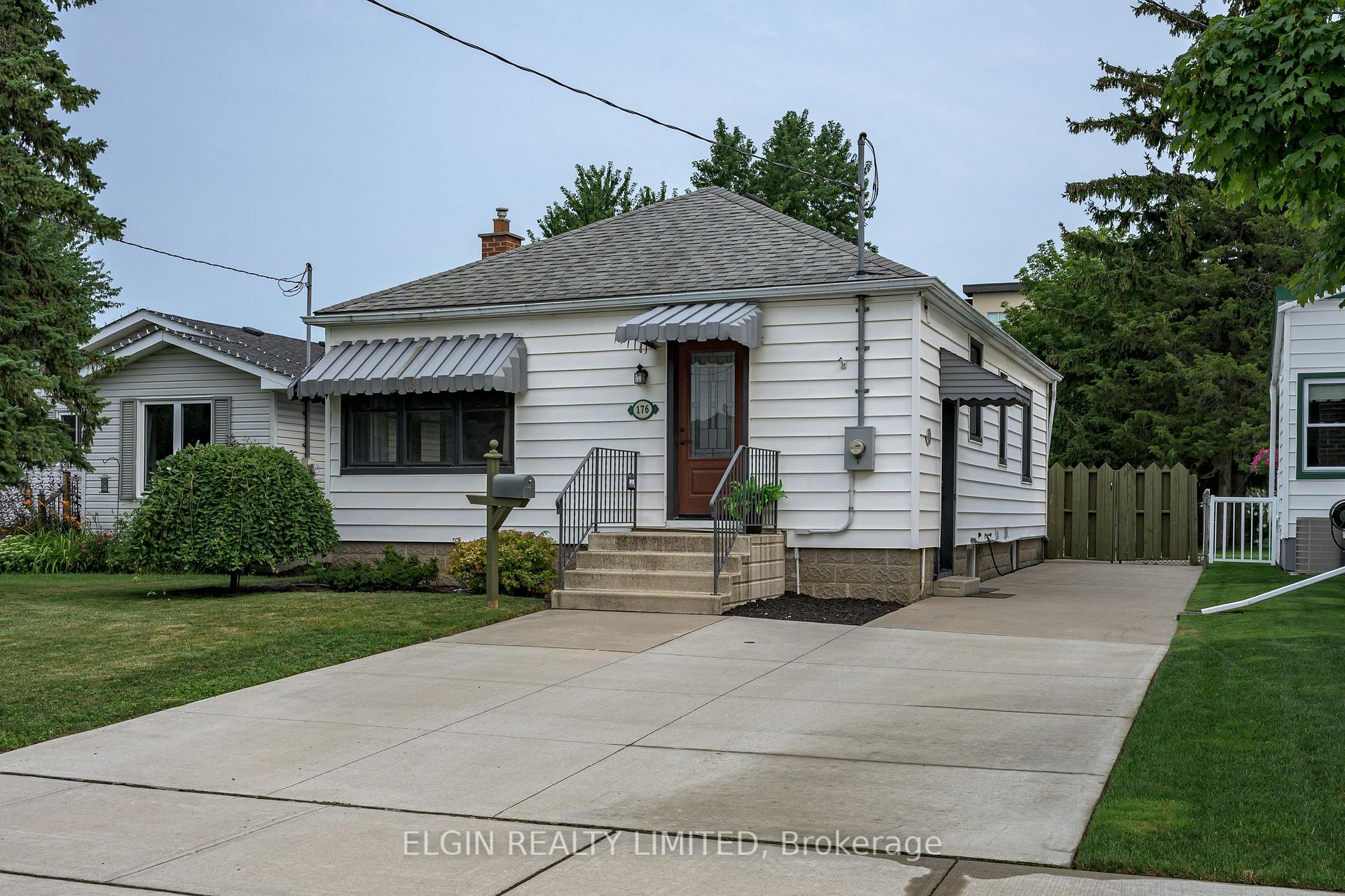 Photo 1 of 176 Forest Avenue, St. Thomas — HOMEH