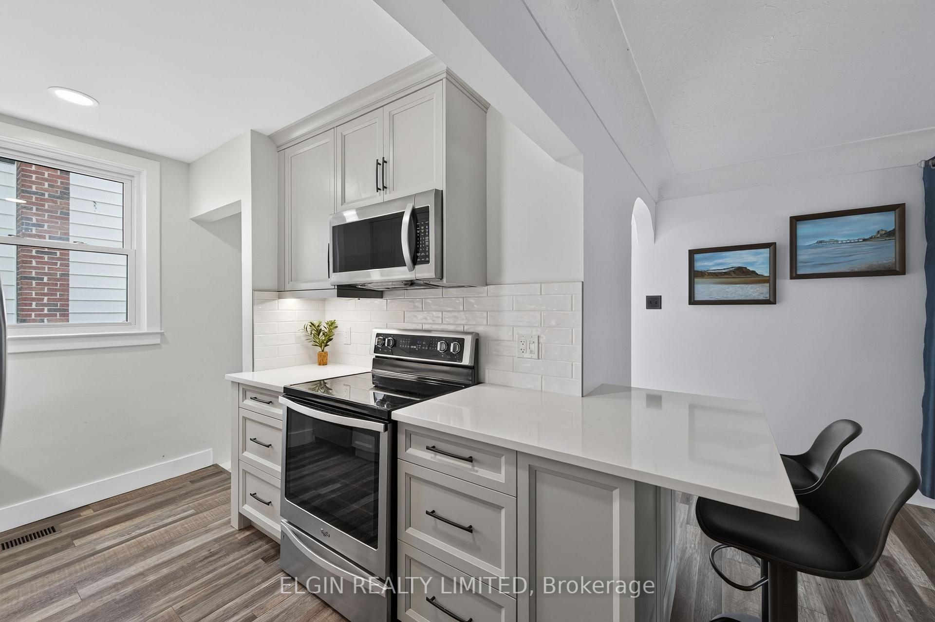 Photo 23 of 176 Forest Avenue, St. Thomas — HOMEH