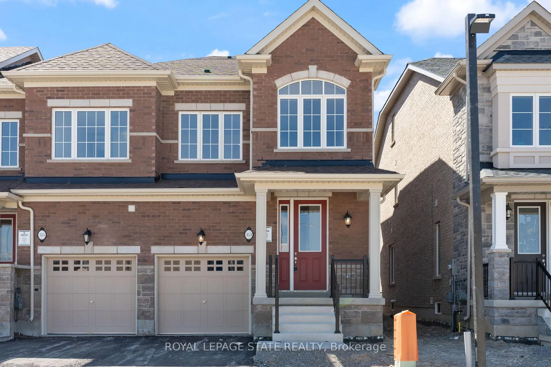 Front of 353 Raymond Road W