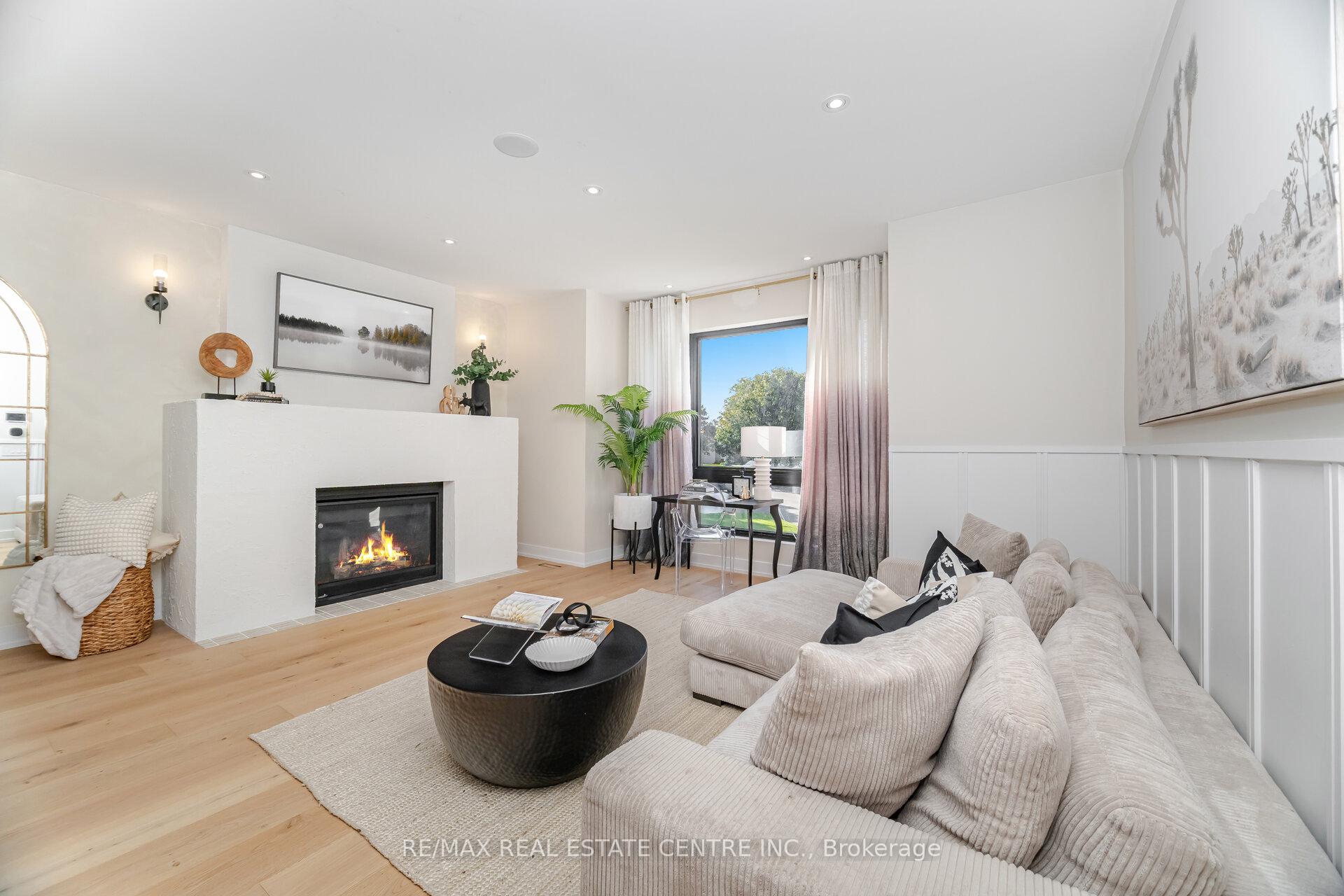 Photo 9 of 772 Banting Court, Milton, Dorset Park — HOMEH