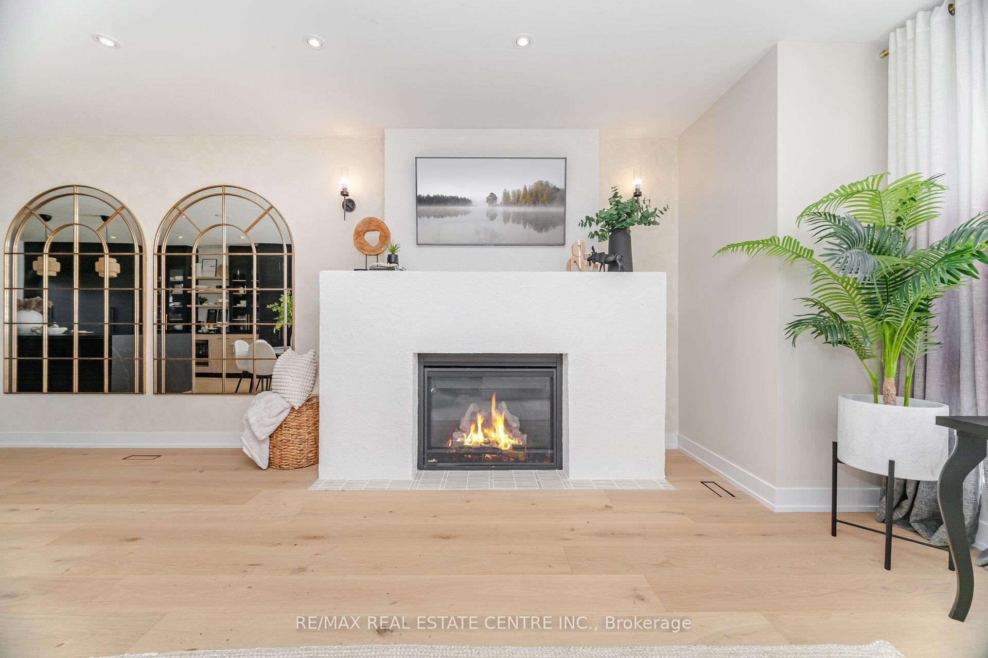 Photo 13 of 772 Banting Court, Milton, Dorset Park — HOMEH