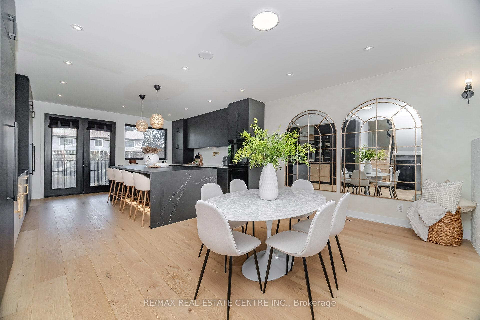 Photo 17 of 772 Banting Court, Milton, Dorset Park — HOMEH