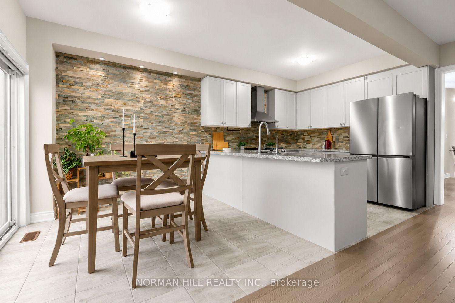 Photo 13 of 46 Janes Crescent, New Tecumseth, Alliston — HOMEH