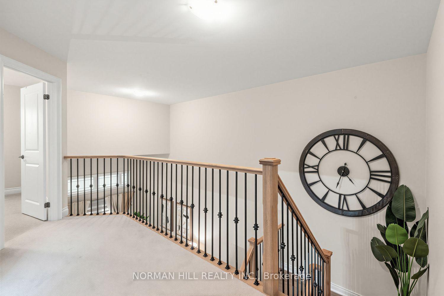 Photo 18 of 46 Janes Crescent, New Tecumseth, Alliston — HOMEH
