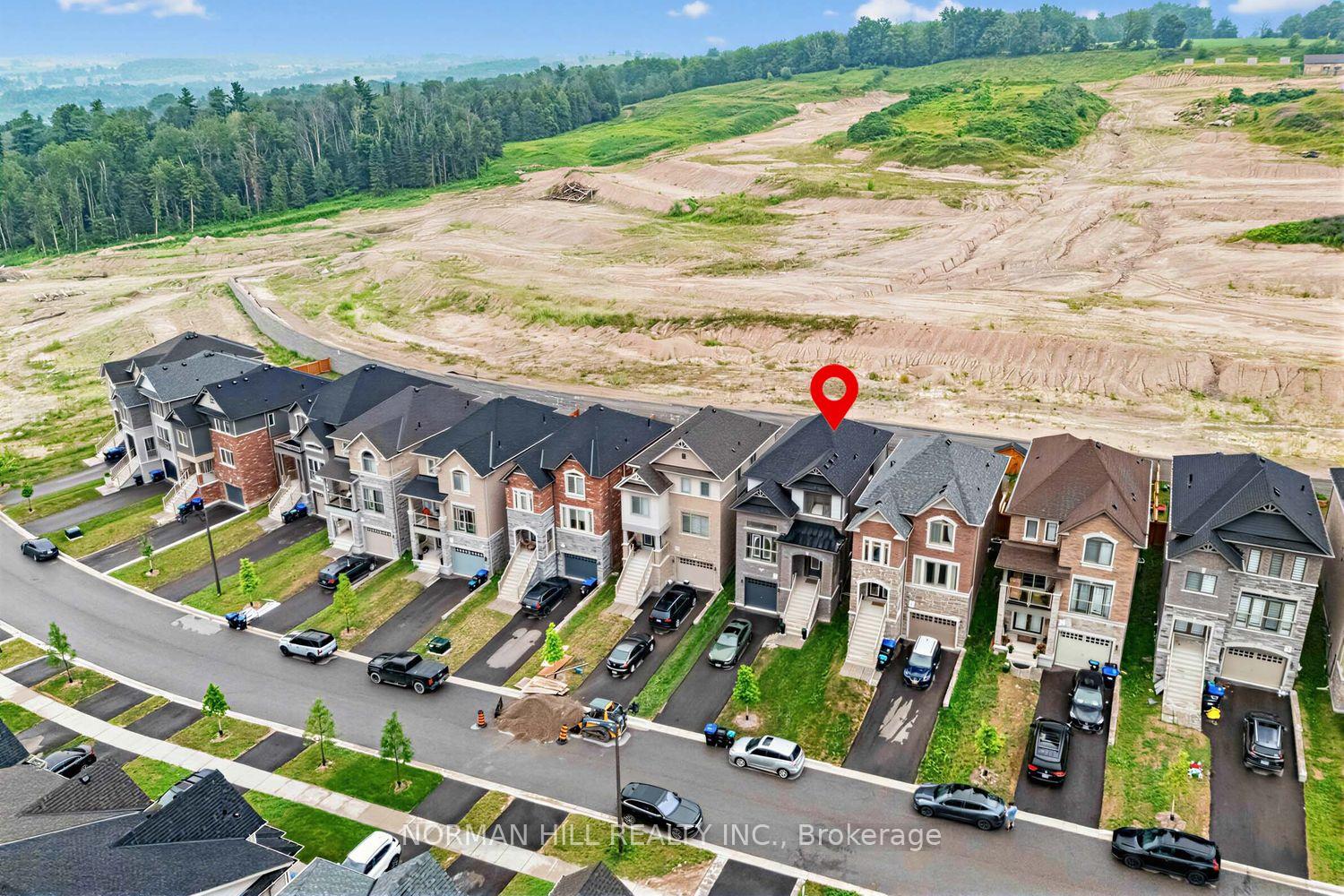 Photo 33 of 46 Janes Crescent, New Tecumseth, Alliston — HOMEH