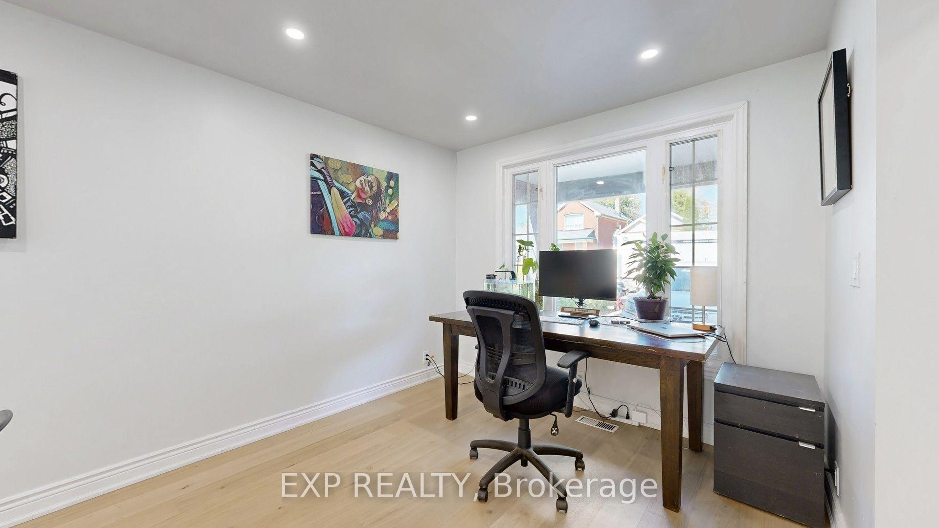Photo 12 of 59 Vanevery Street, Etobicoke, Mimico — HOMEH