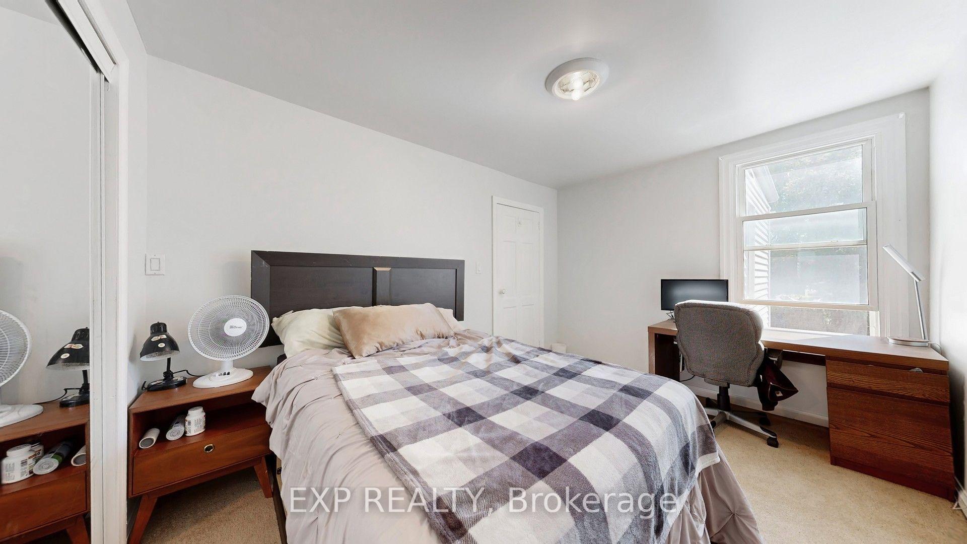 Photo 21 of 59 Vanevery Street, Etobicoke, Mimico — HOMEH