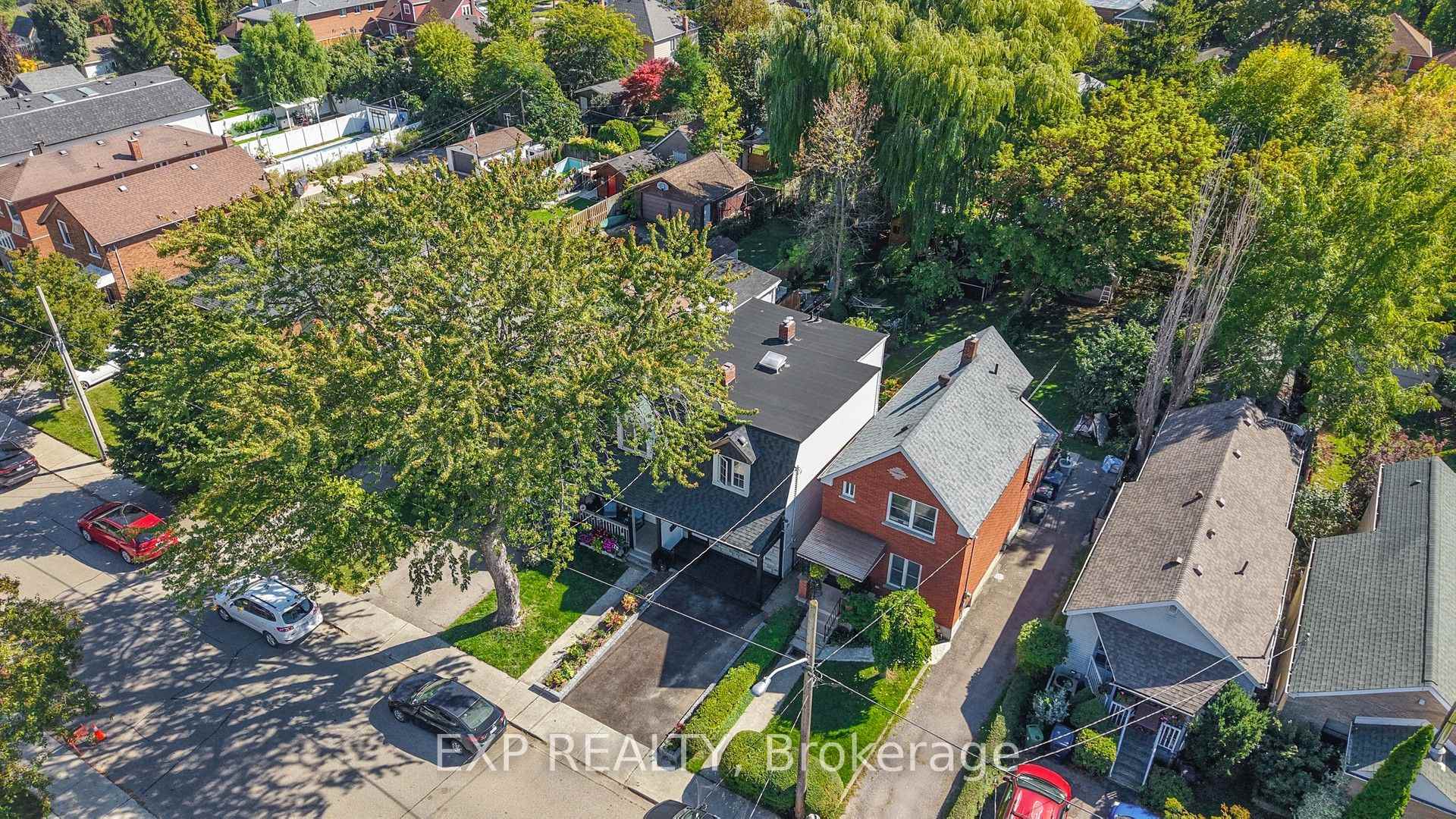 Photo 31 of 59 Vanevery Street, Etobicoke, Mimico — HOMEH