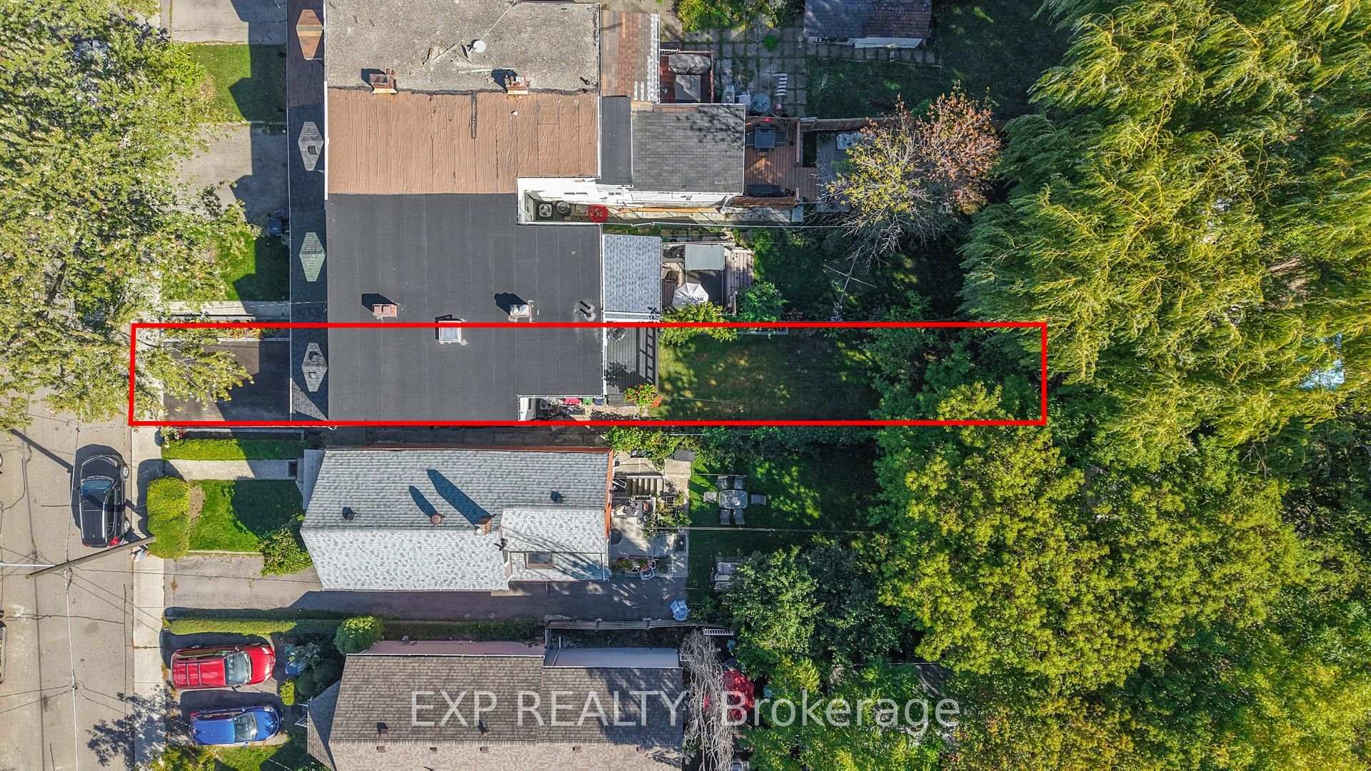 Photo 32 of 59 Vanevery Street, Etobicoke, Mimico — HOMEH
