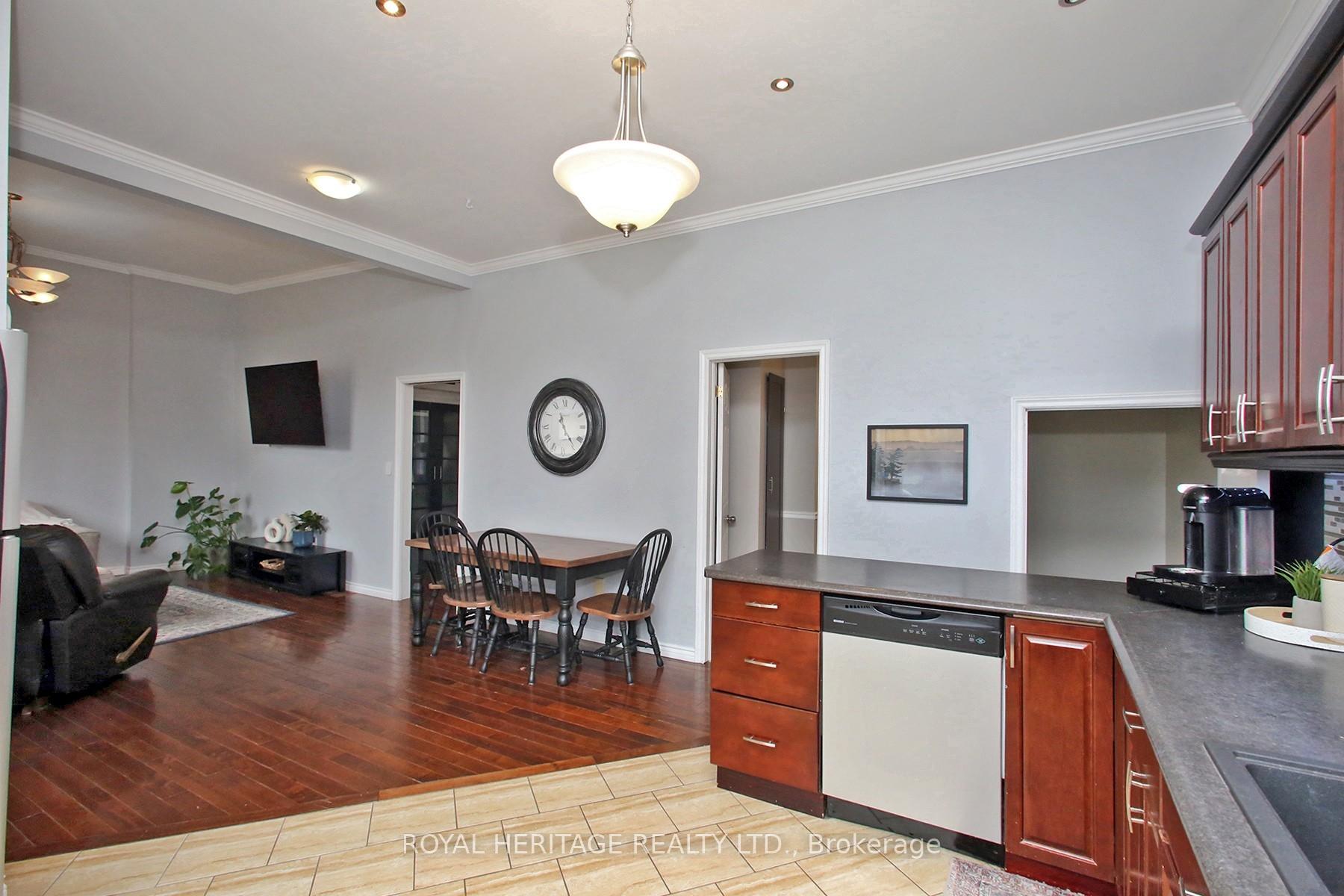 Photo 8 of 164 Kings Hill Lane, Clarington, Bowmanville — HOMEH