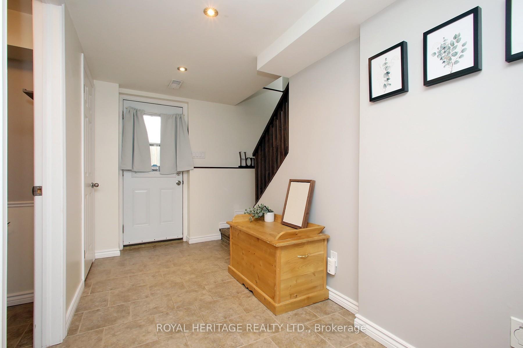 Photo 15 of 164 Kings Hill Lane, Clarington, Bowmanville — HOMEH
