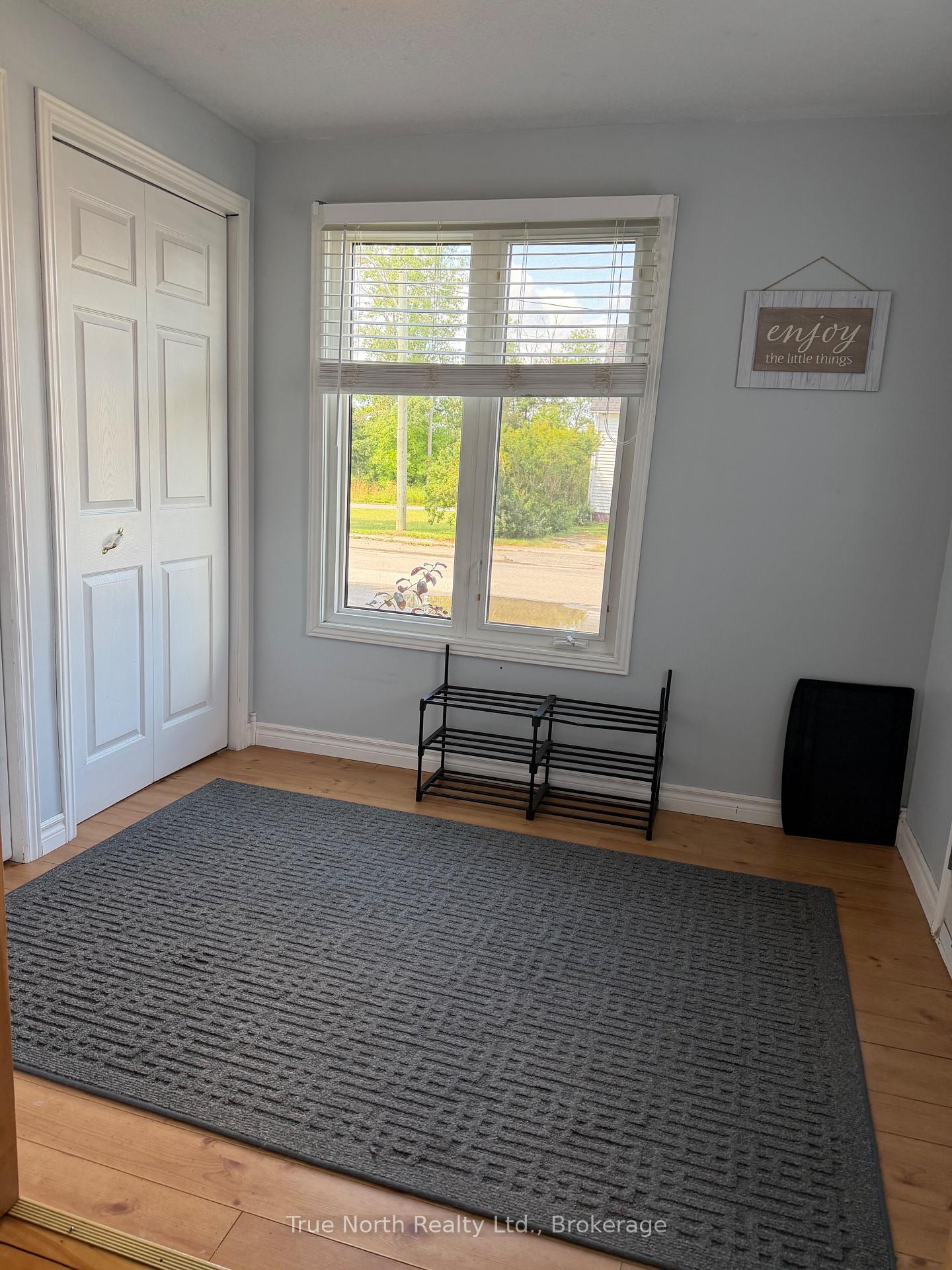 Photo 2 of 20 Devonshire Street, Kapuskasing — HOMEH