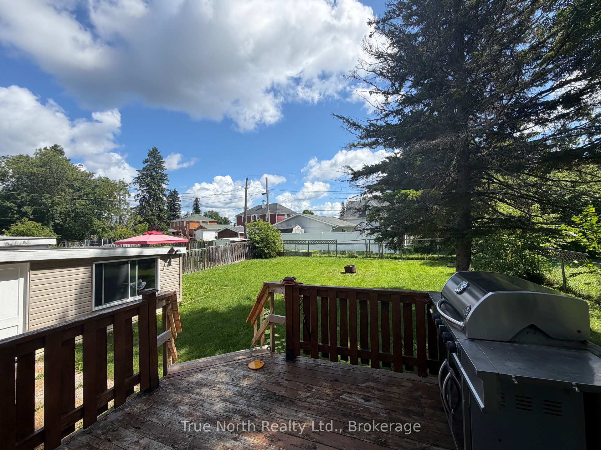 Photo 29 of 20 Devonshire Street, Kapuskasing — HOMEH