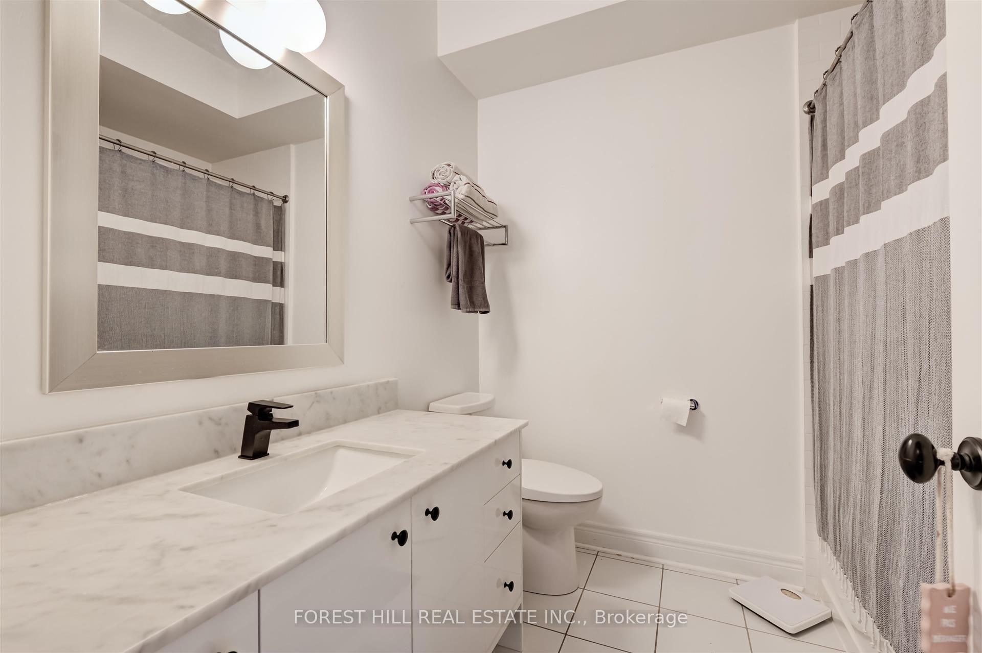 Photo 52 of 111 Powseland Crescent, Vaughan, West Woodbridge — HOMEH
