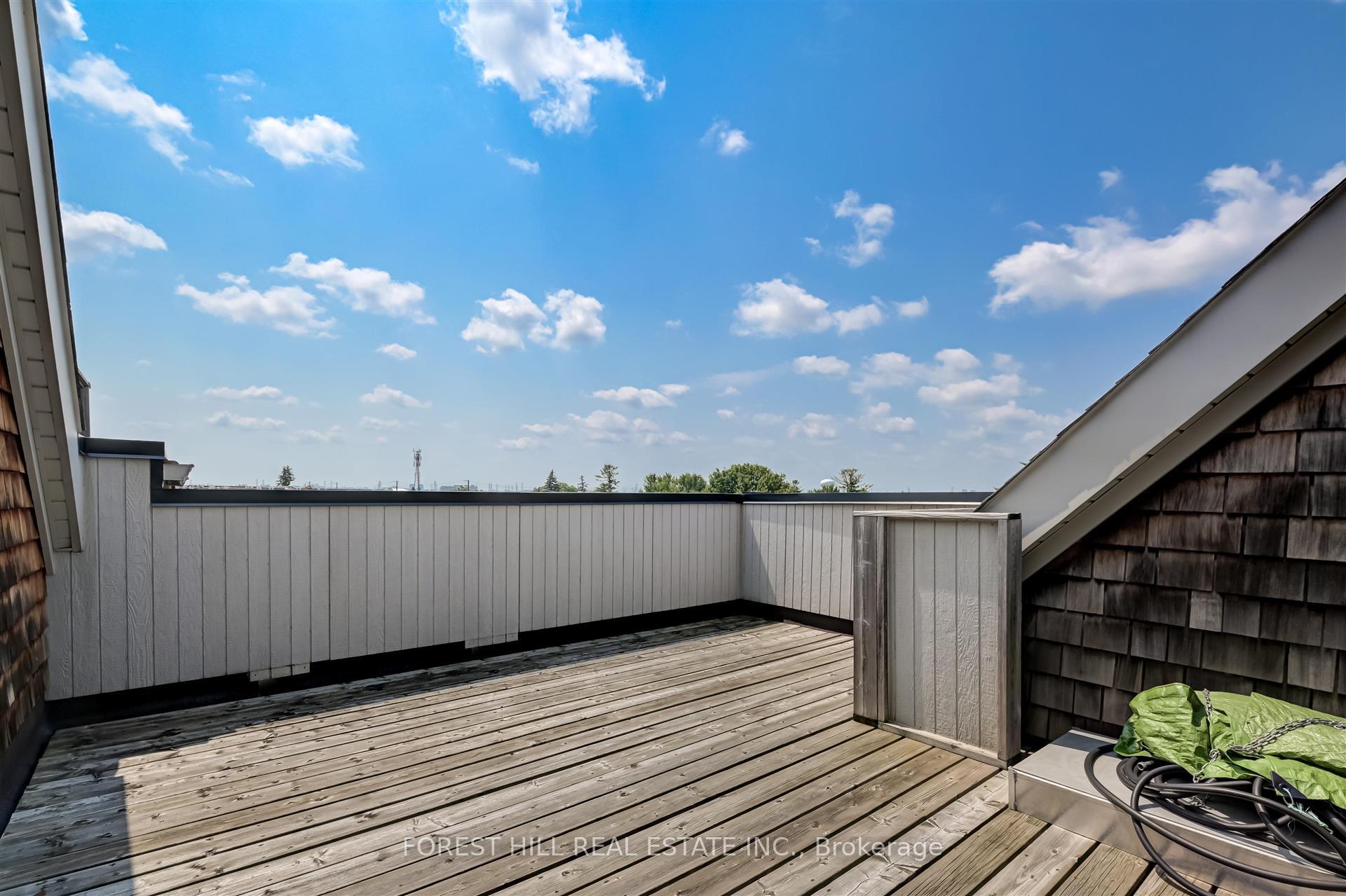 Photo 62 of 111 Powseland Crescent, Vaughan, West Woodbridge — HOMEH