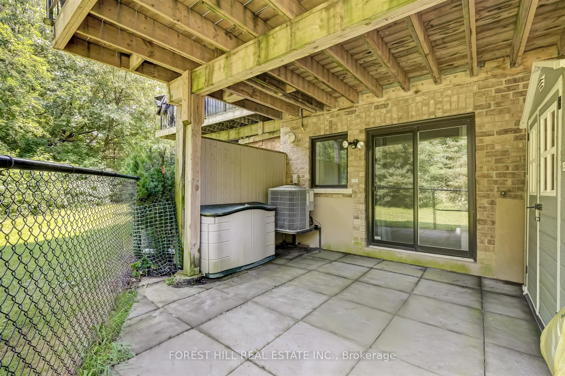 Photo 14 of 111 Powseland Crescent, Vaughan, West Woodbridge — HOMEH