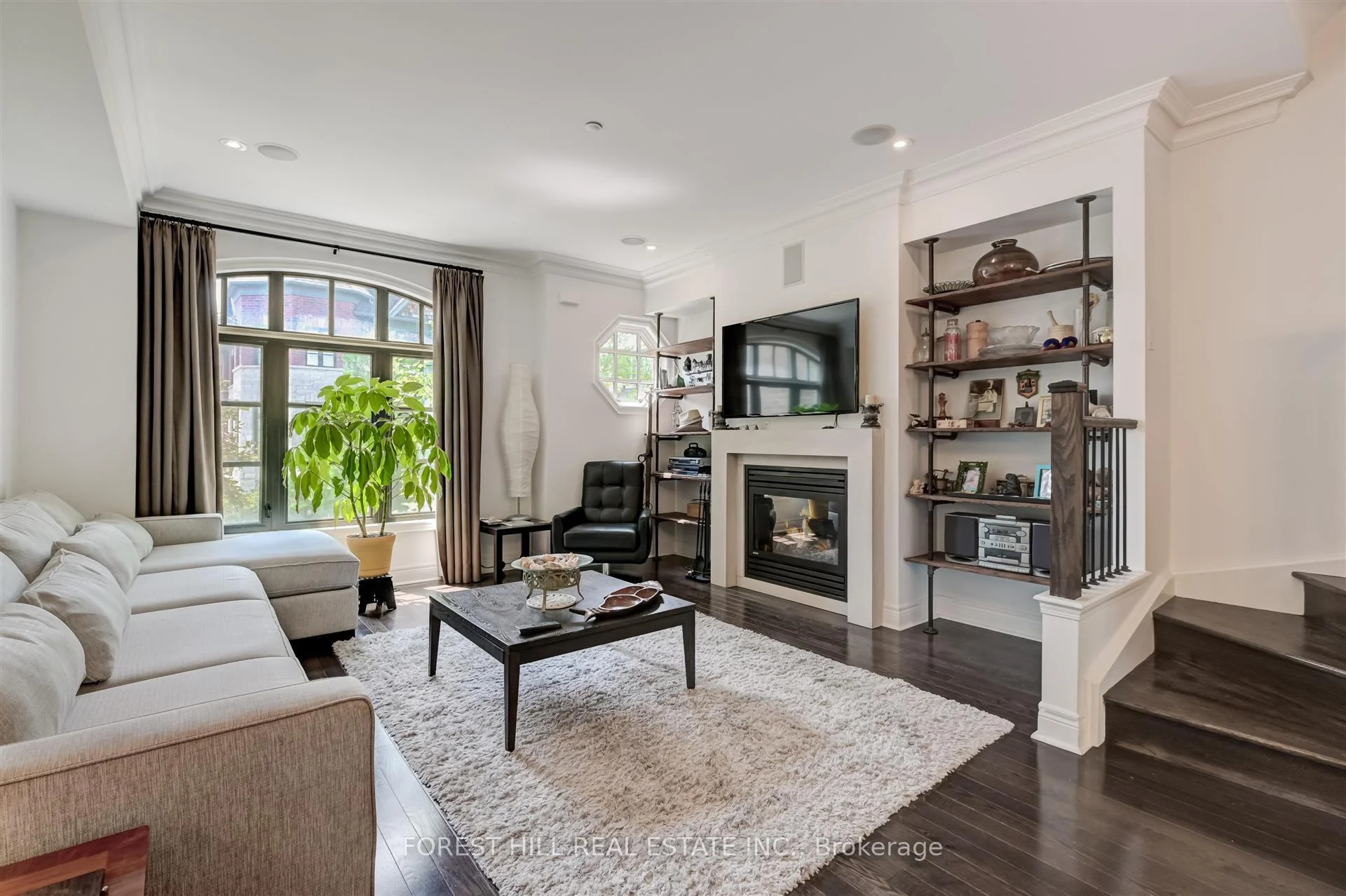 Photo 27 of 111 Powseland Crescent, Vaughan, West Woodbridge — HOMEH