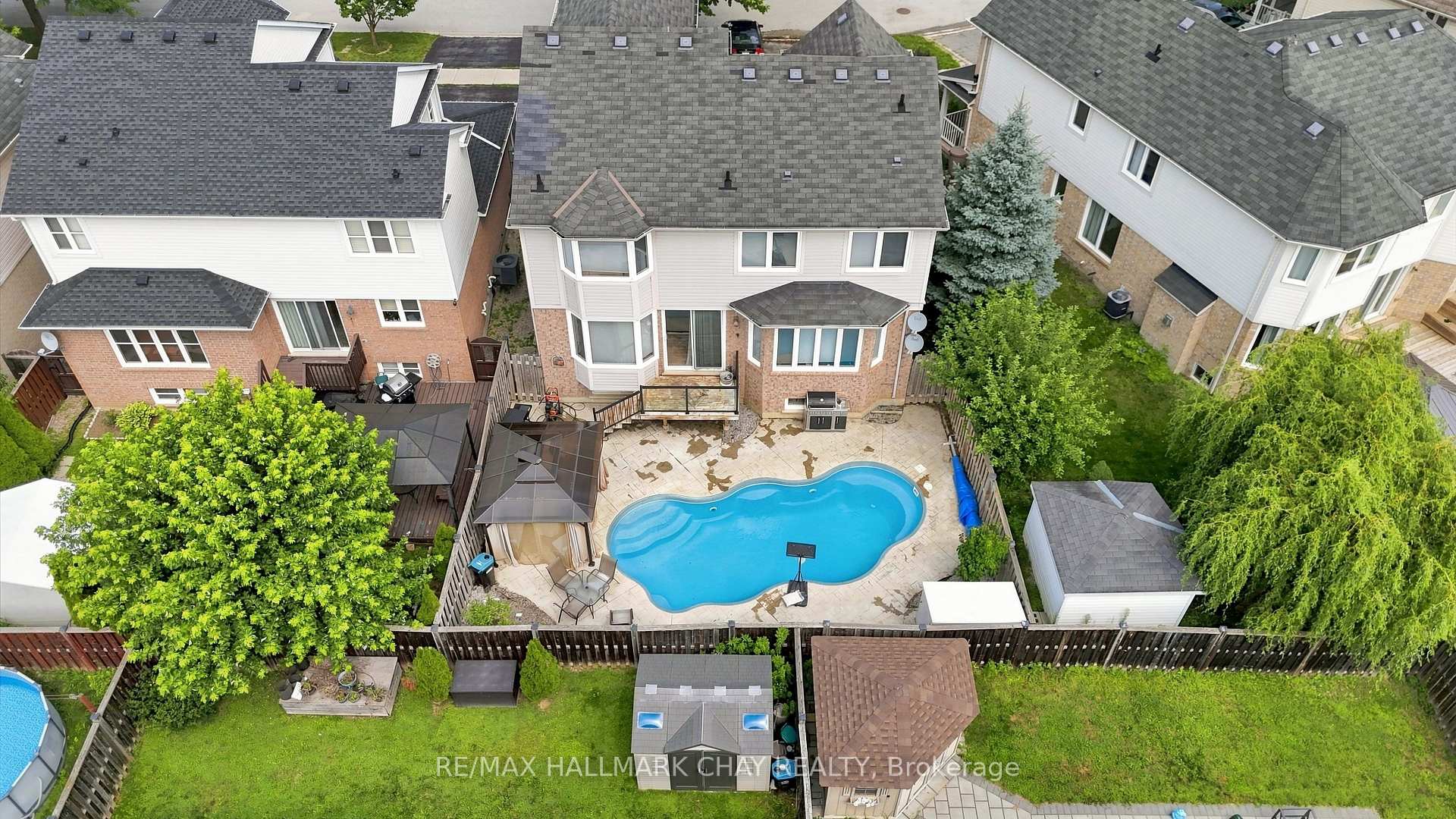 Photo 2 of 29 Dunning Drive, New Tecumseth, Alliston — HOMEH