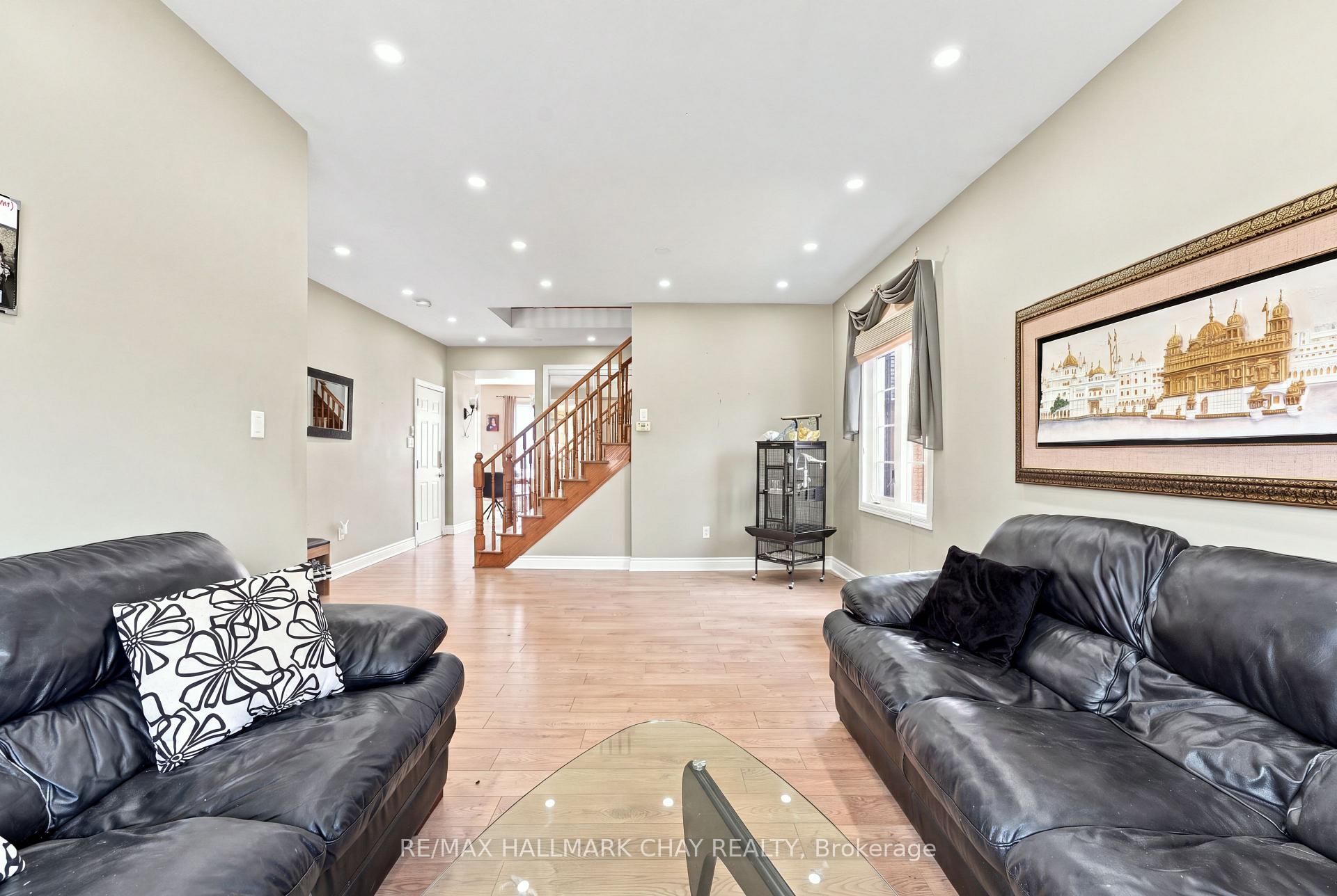 Photo 13 of 29 Dunning Drive, New Tecumseth, Alliston — HOMEH