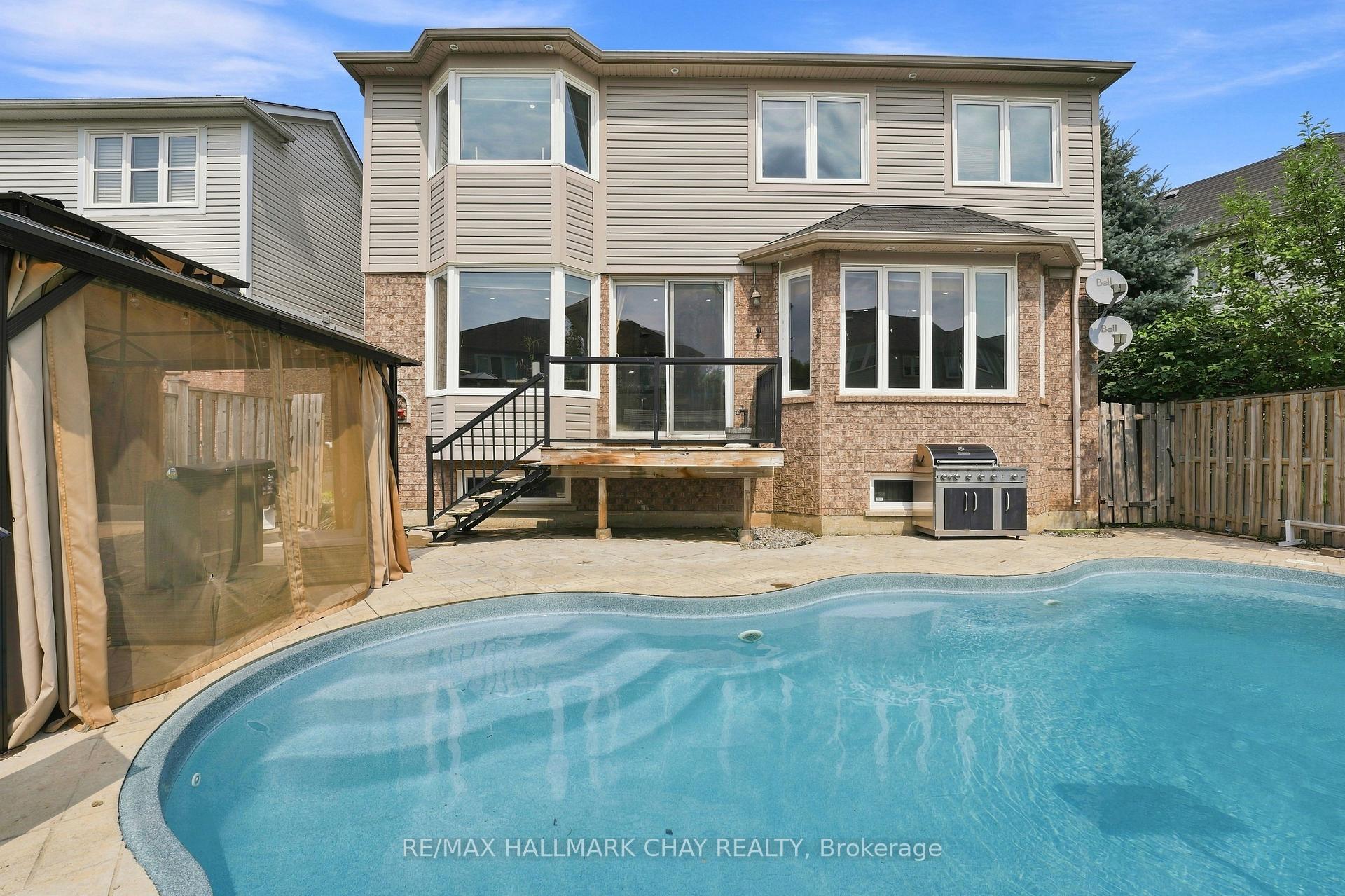 Photo 16 of 29 Dunning Drive, New Tecumseth, Alliston — HOMEH