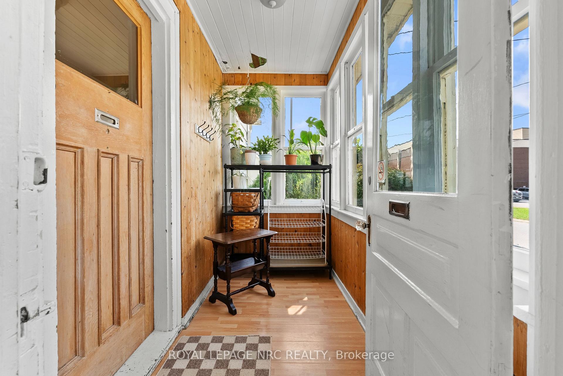 Photo 6 of 14 Heatherington Street, St. Catharines, Downtown — HOMEH
