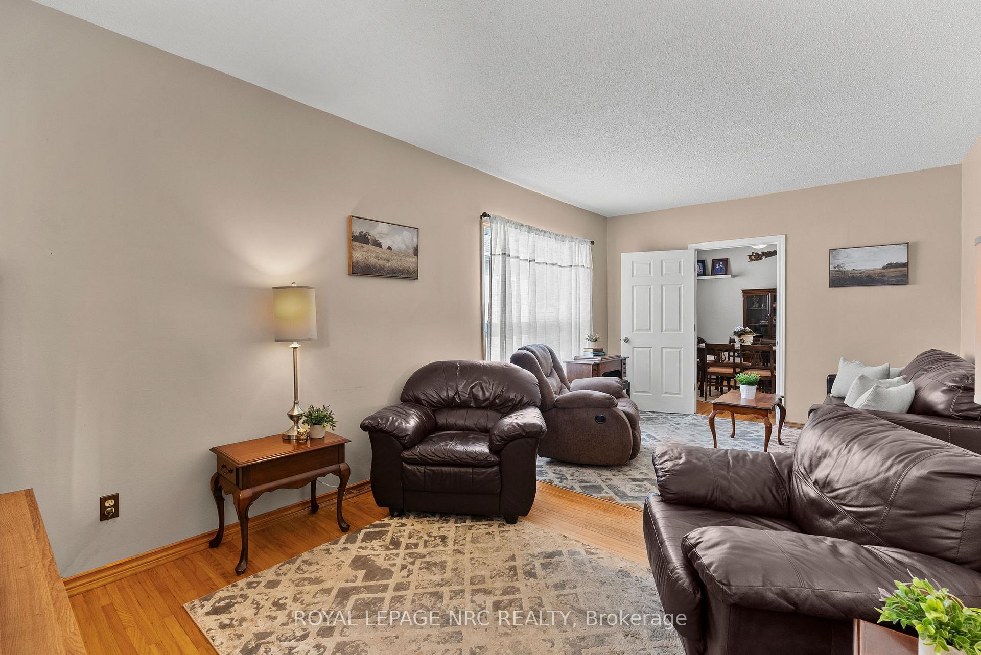 Photo 8 of 14 Heatherington Street, St. Catharines, Downtown — HOMEH