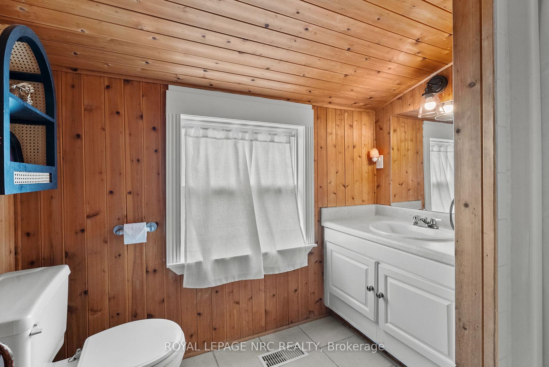 Photo 23 of 14 Heatherington Street, St. Catharines, Downtown — HOMEH